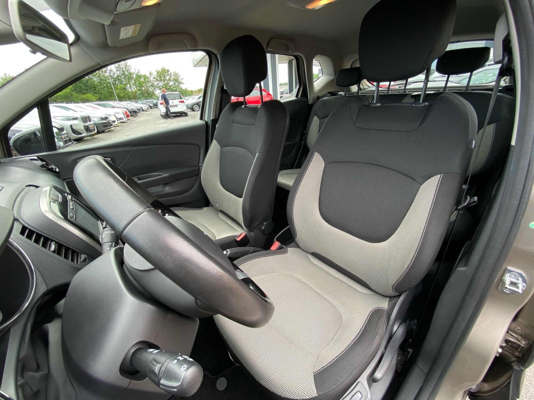 Billede af Renault Captur 1,2 TCE Galla EDC 120HK 5d 6g Aut.