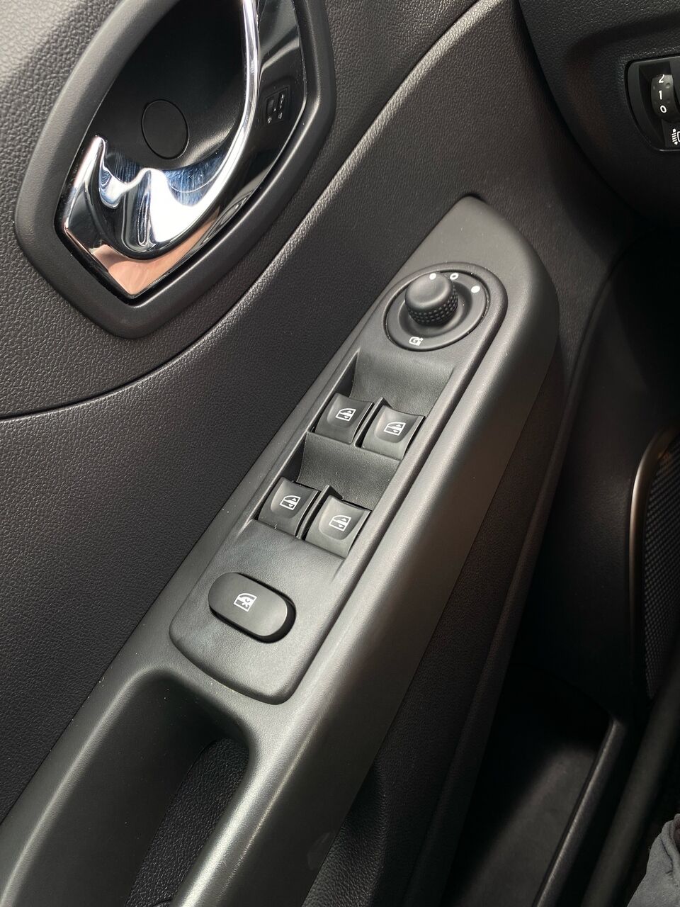 Billede af Renault Captur 1,2 TCE Galla EDC 120HK 5d 6g Aut.