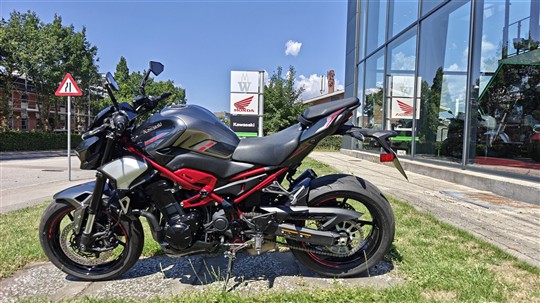 Kawasaki Z900  900 125HK 6g