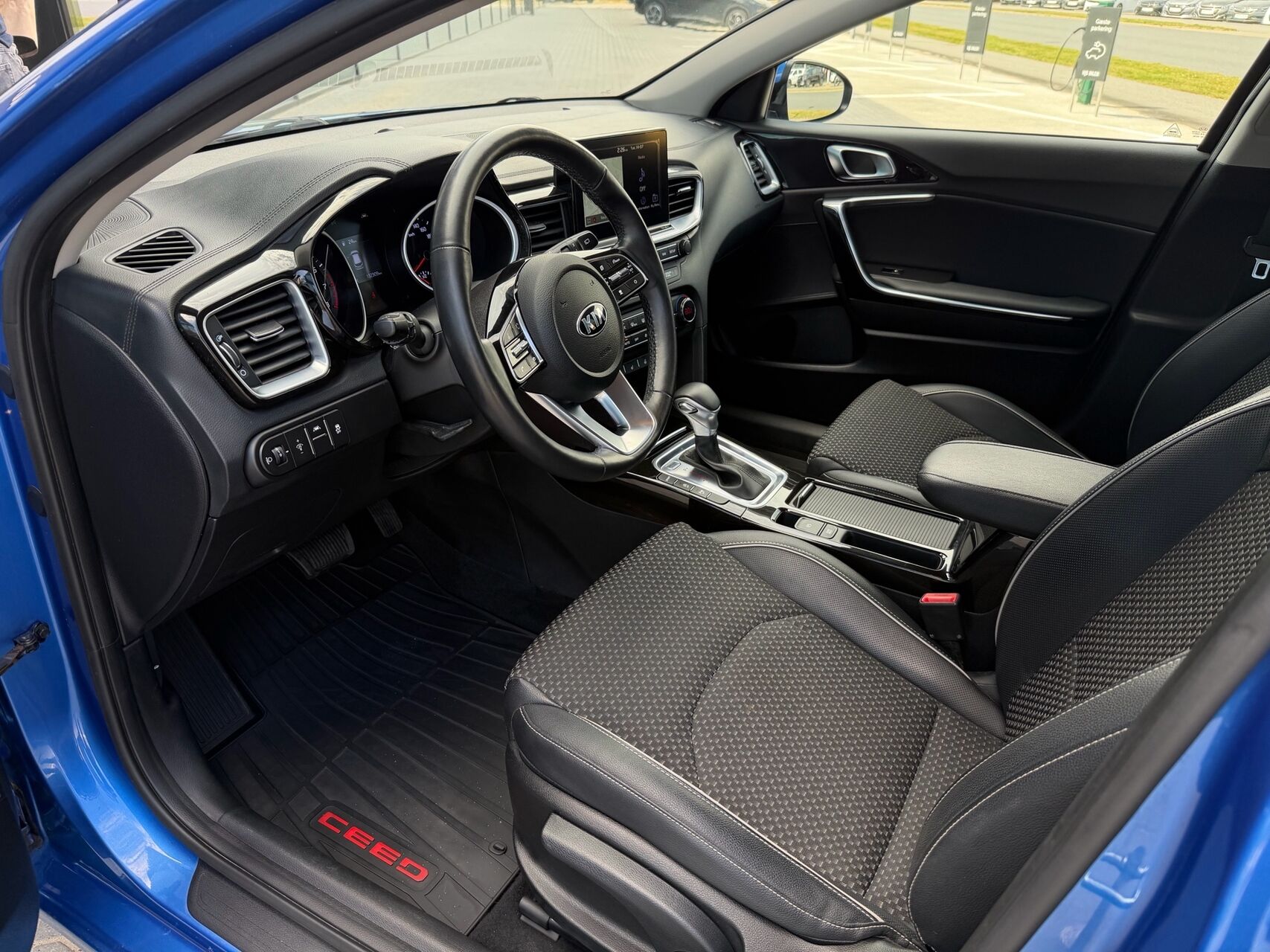 Billede af Kia Ceed 1,4 T-GDI Intro Edition DCT 140HK 5d 7g Aut.