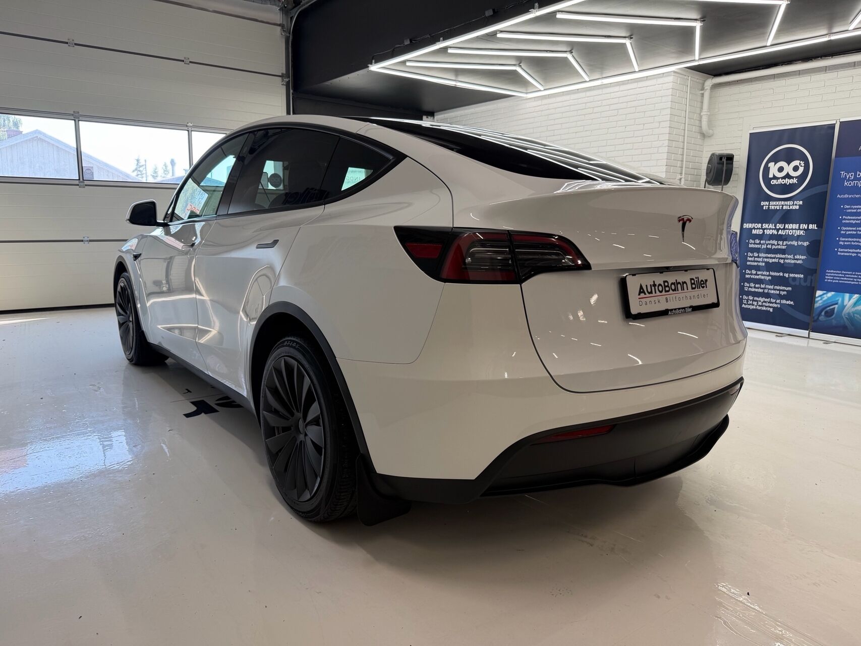 Billede af Tesla Model Y EL RWD 299HK 5d Aut.