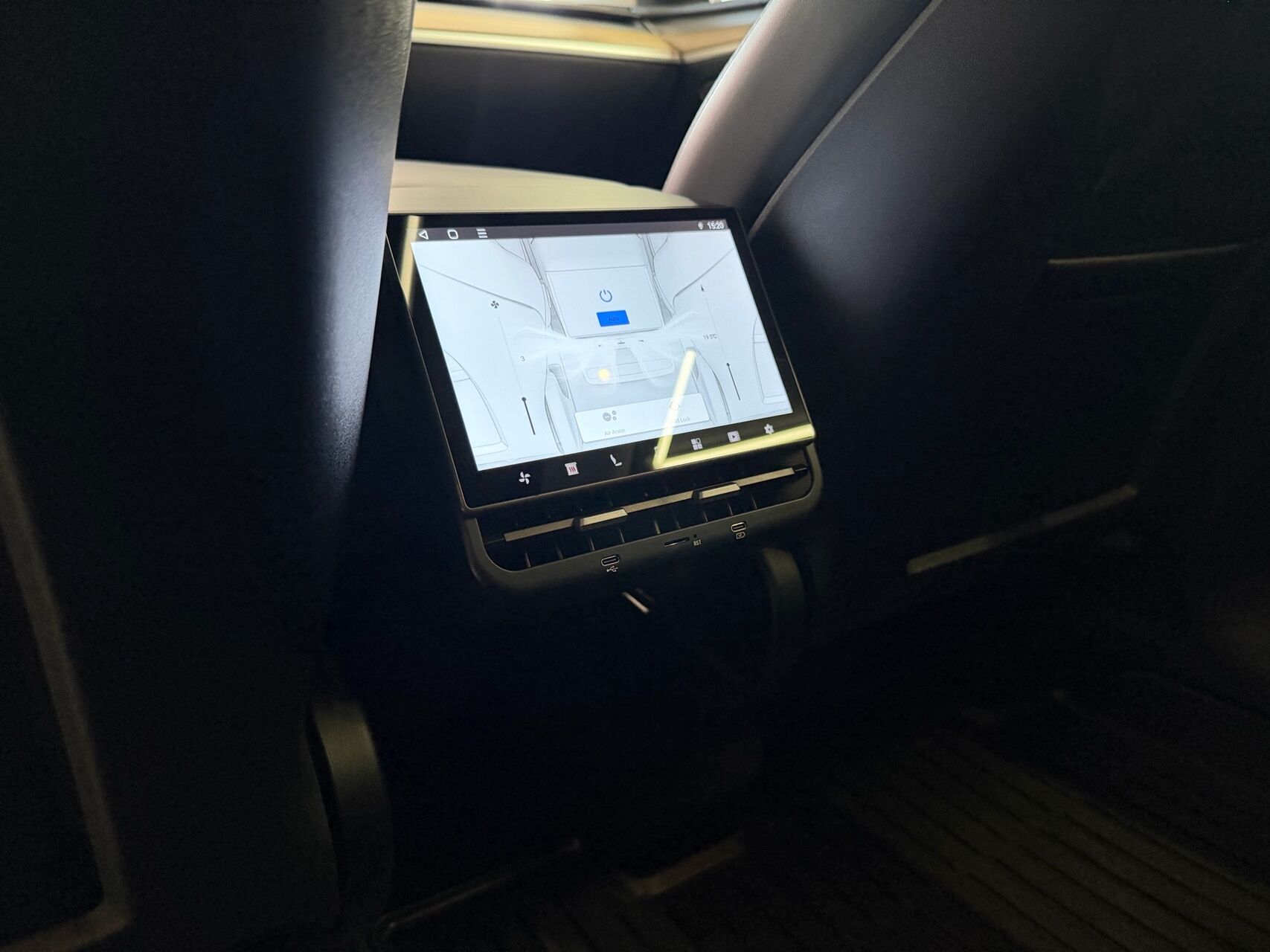 Billede af Tesla Model Y EL RWD 299HK 5d Aut.