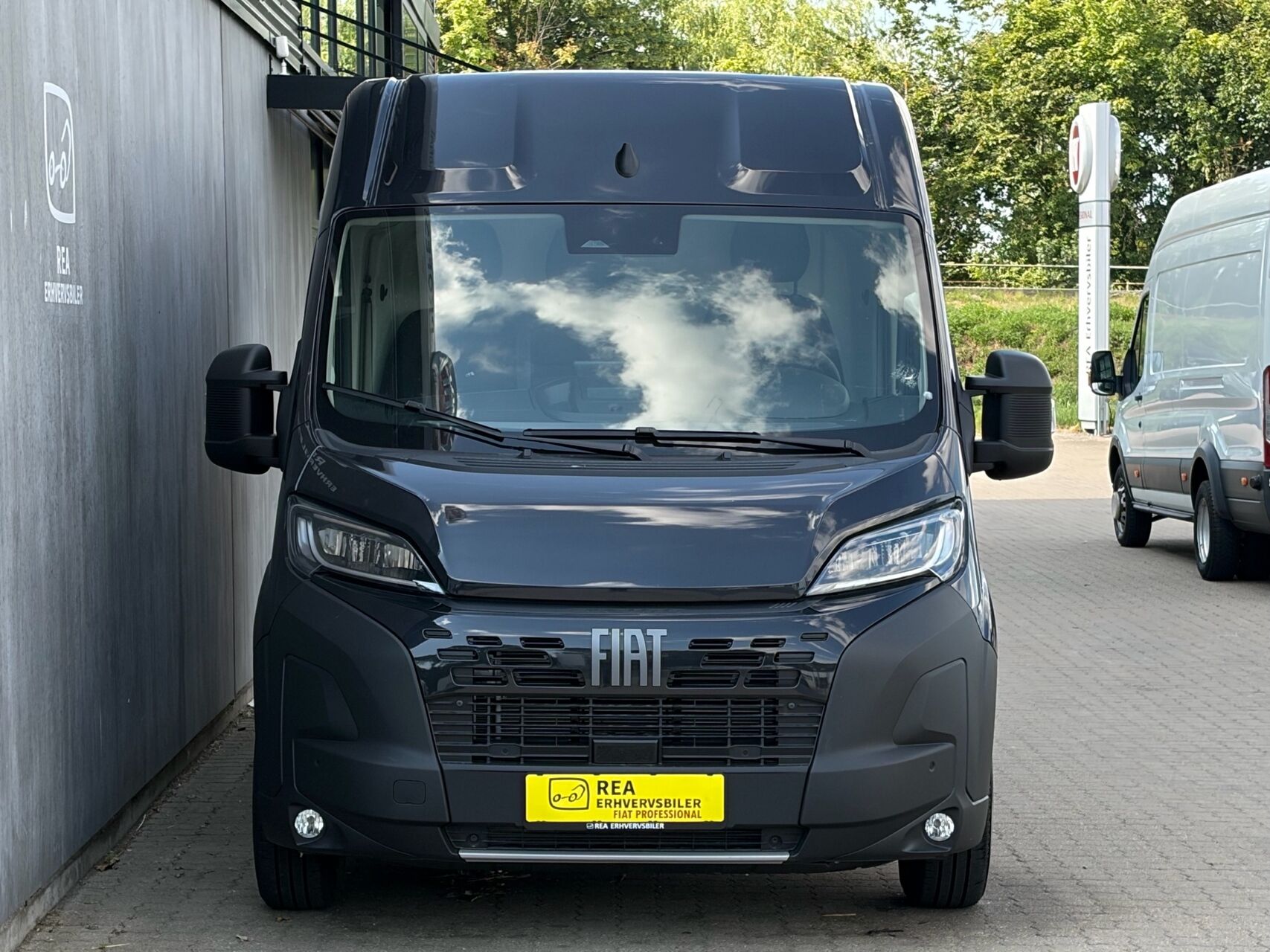 Billede af Fiat Ducato 35M L3H2 2,2 Multijet Pro 180HK Van 8g Aut.
