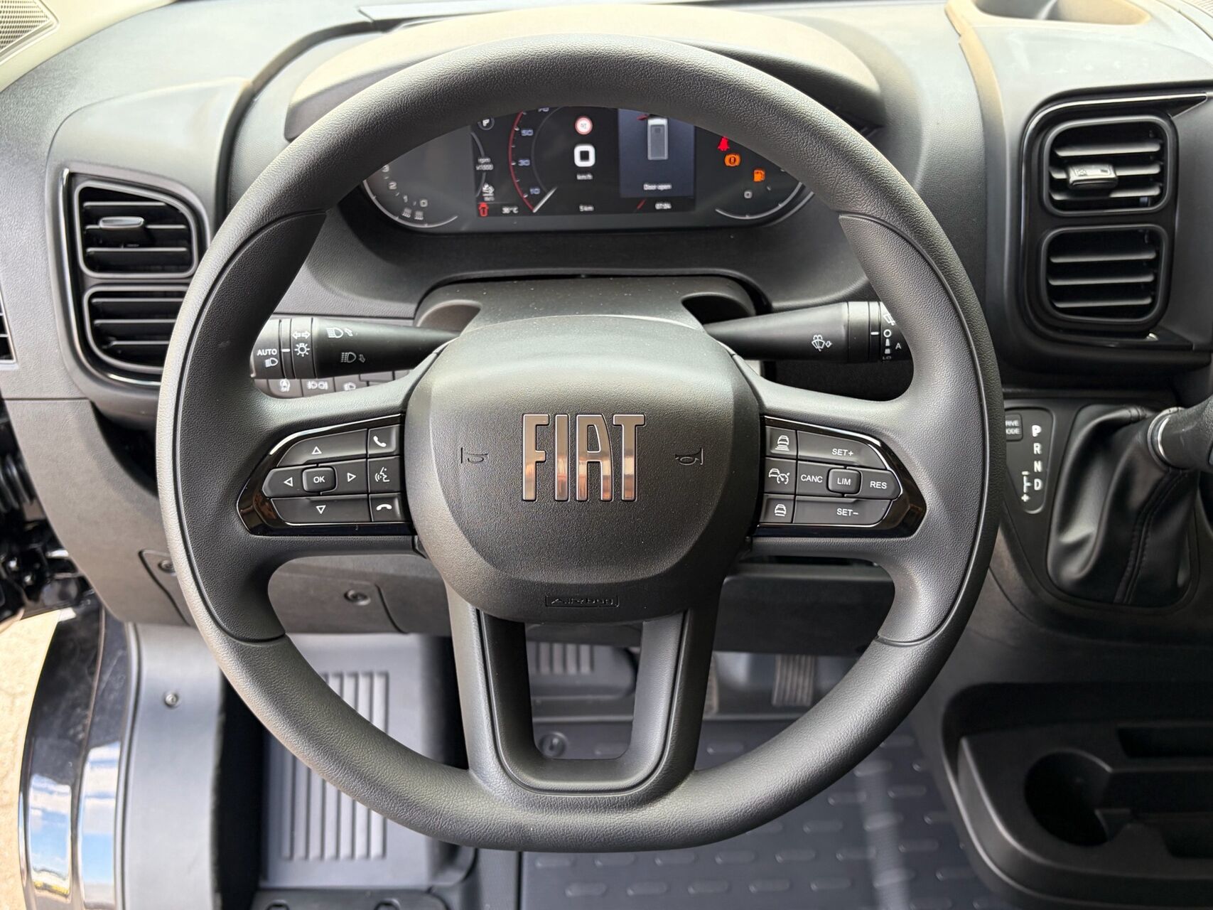 Billede af Fiat Ducato 35M L3H2 2,2 Multijet Pro 180HK Van 8g Aut.