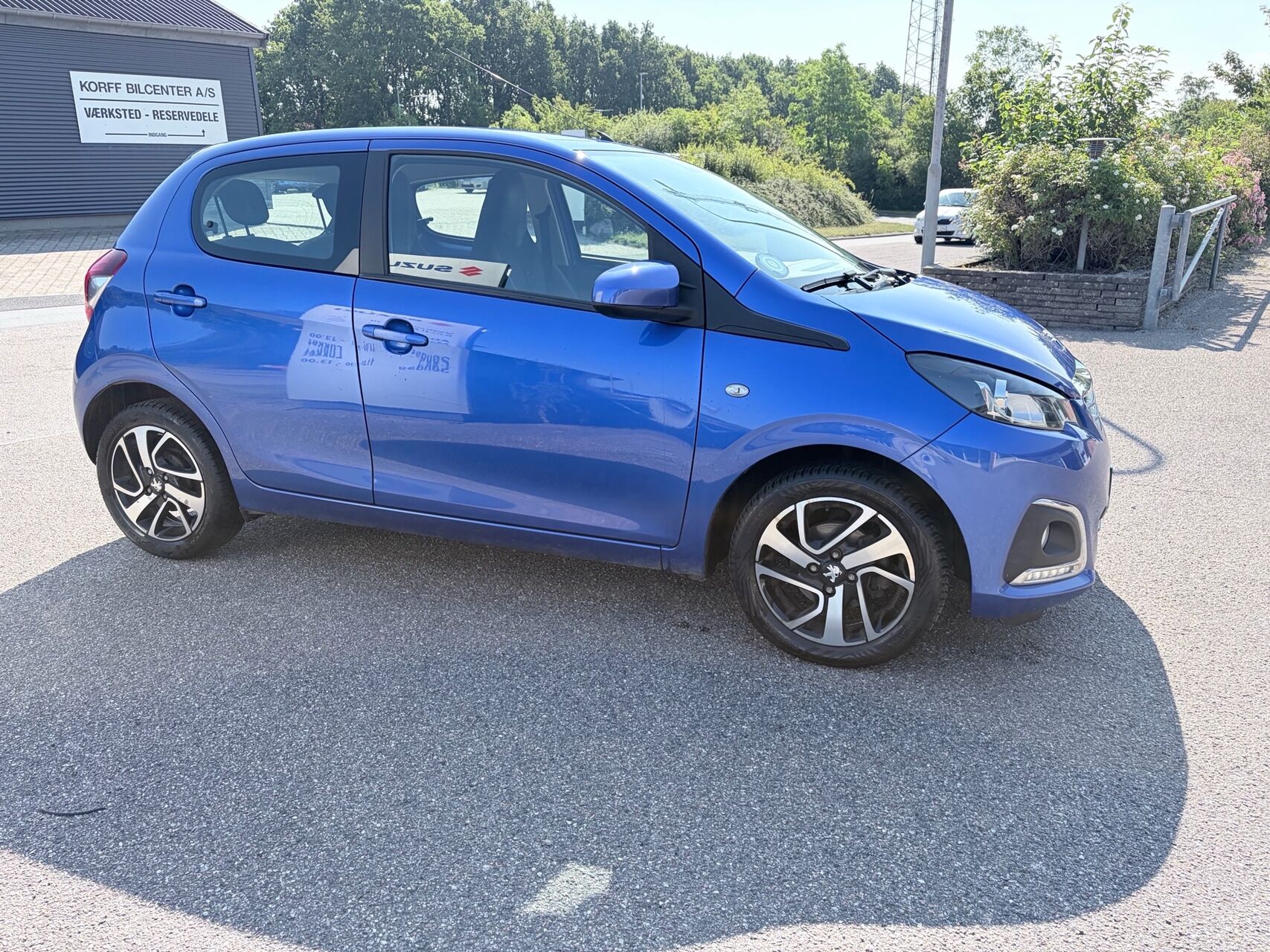 Billede af Peugeot 108 1,0 e-Vti Allure+ 72HK 5d