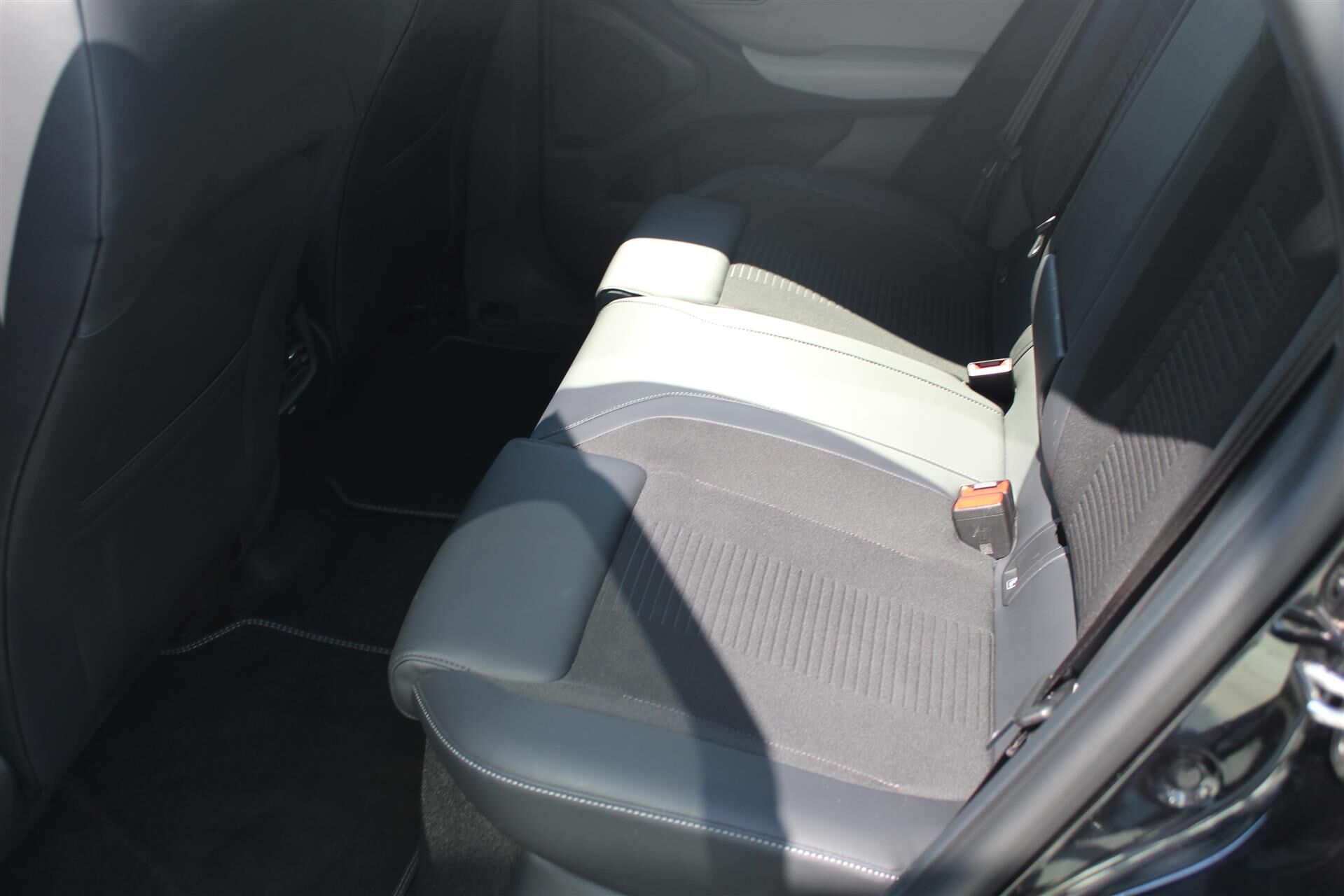 Billede af Ford Explorer EL UR Select RWD 286HK 5d Aut.