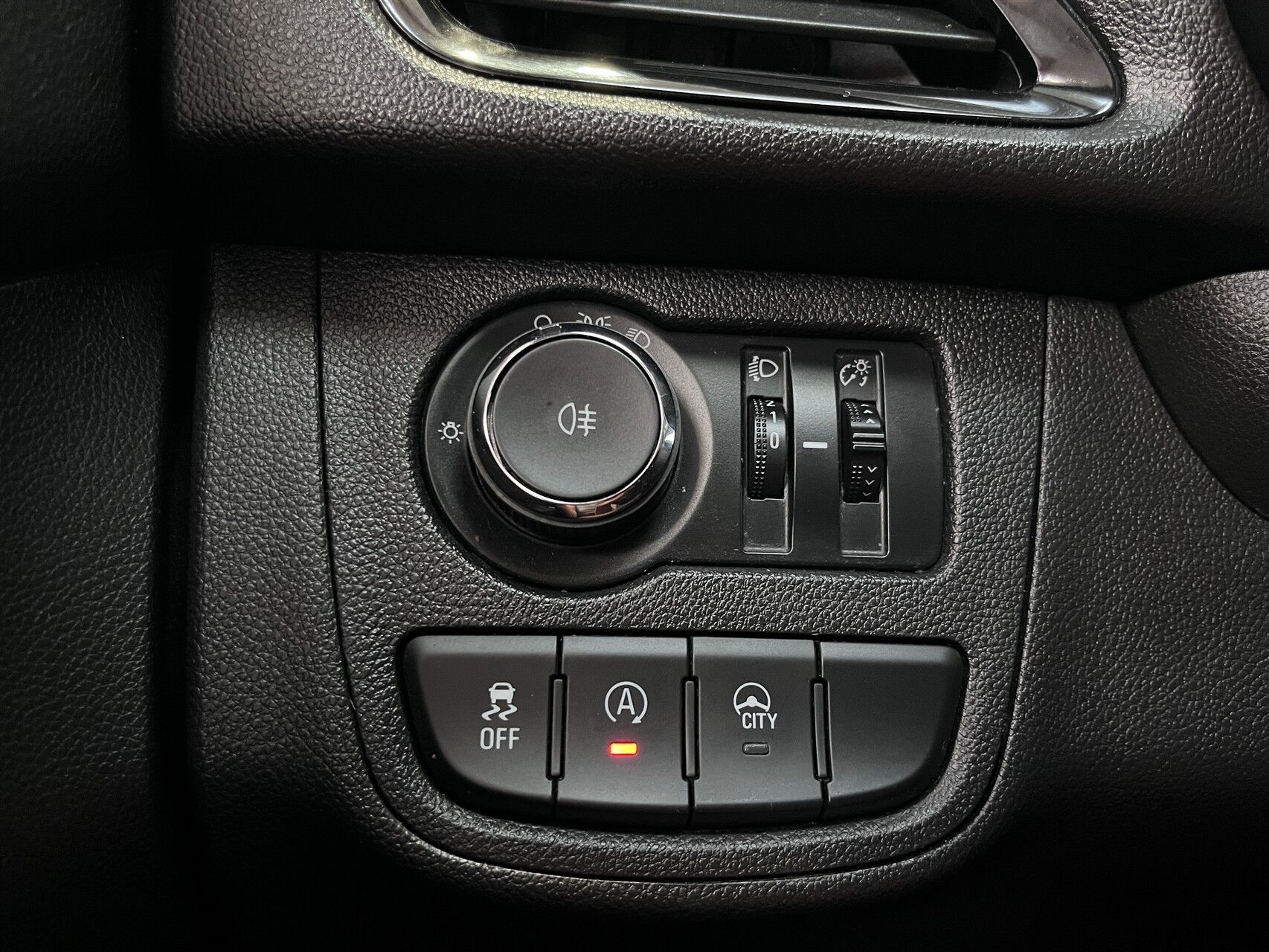 Billede af Opel Karl 1,0 Enjoy 75HK 5d
