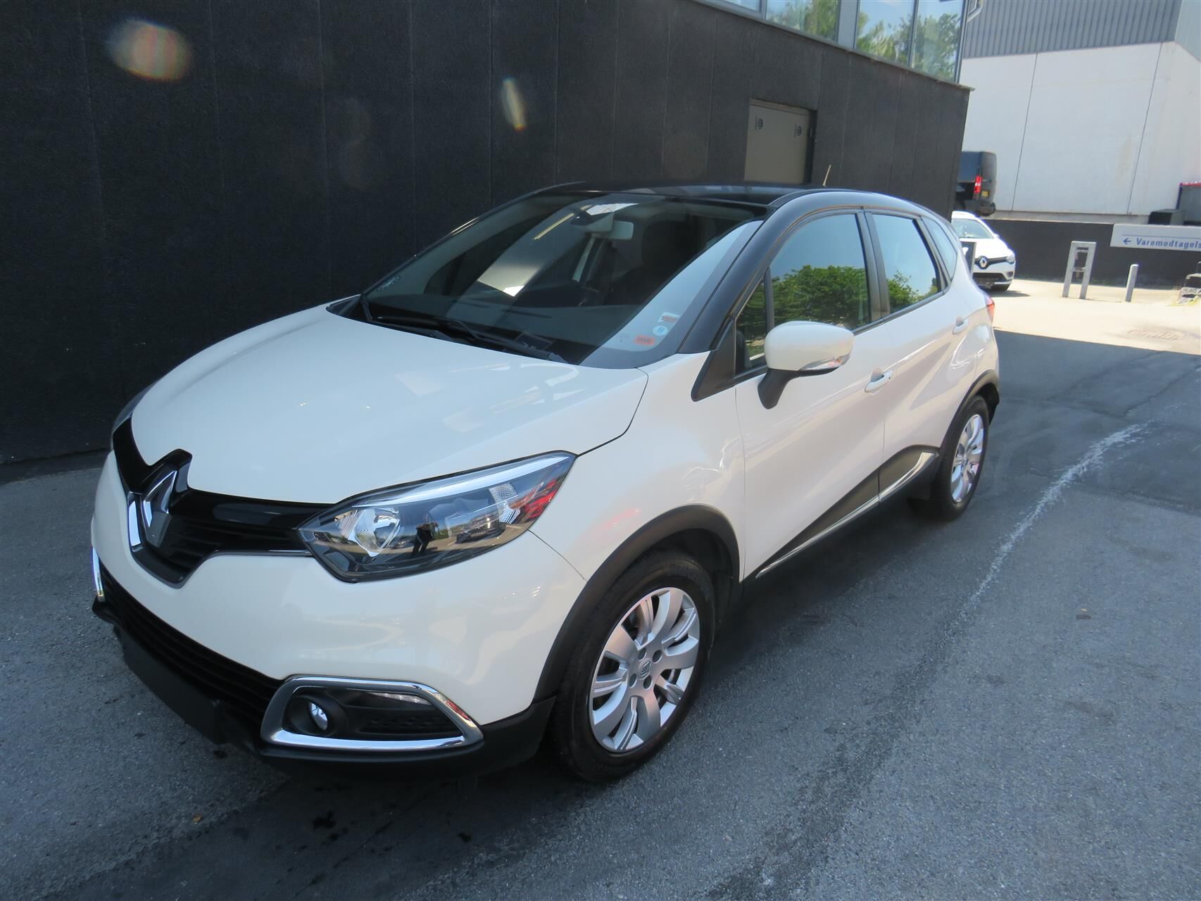 Billede af Renault Captur 1,2 TCE Expression EDC 120HK 5d 6g Aut.