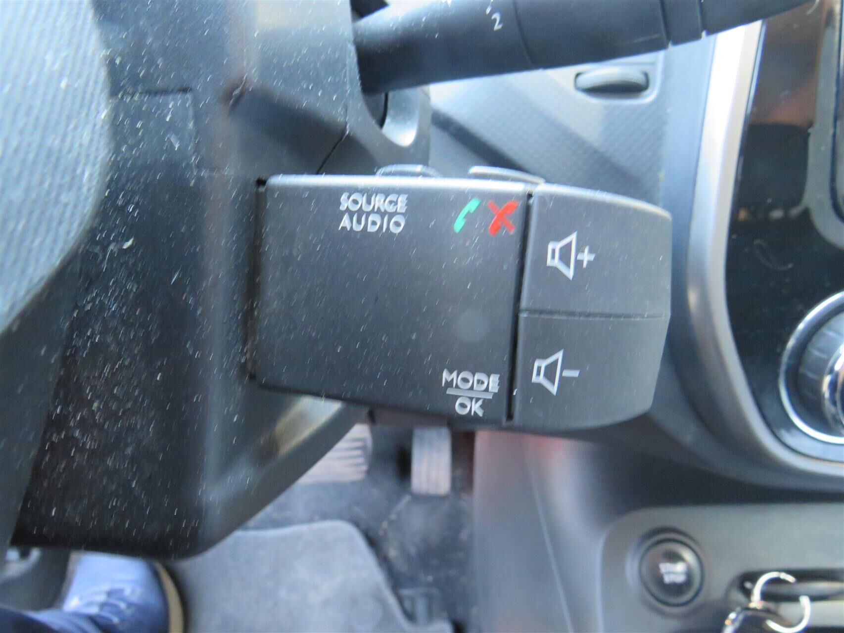 Billede af Renault Captur 1,2 TCE Expression EDC 120HK 5d 6g Aut.