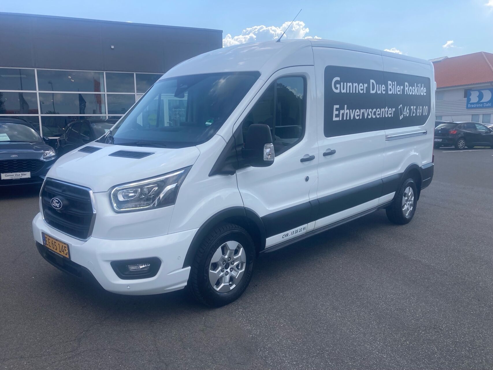 Billede af Ford Transit 350 L3H2 2,0 TDCi Limited 165HK Van 8g Aut.