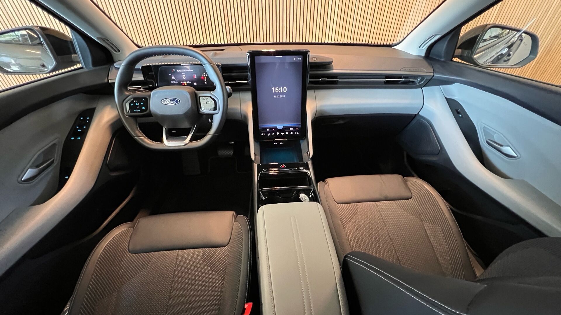 Billede af Ford Explorer EL UR Select AWD 340HK 5d Aut.