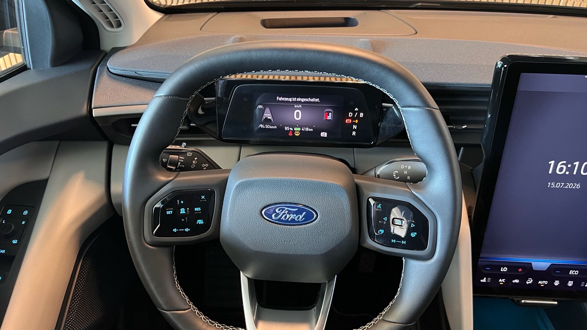 Billede af Ford Explorer EL UR Select AWD 340HK 5d Aut.