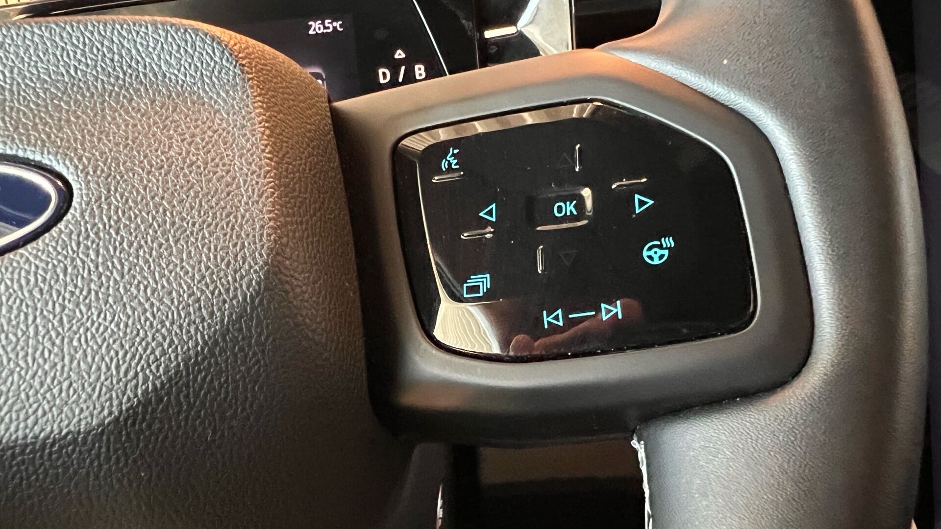 Billede af Ford Explorer EL UR Select AWD 340HK 5d Aut.