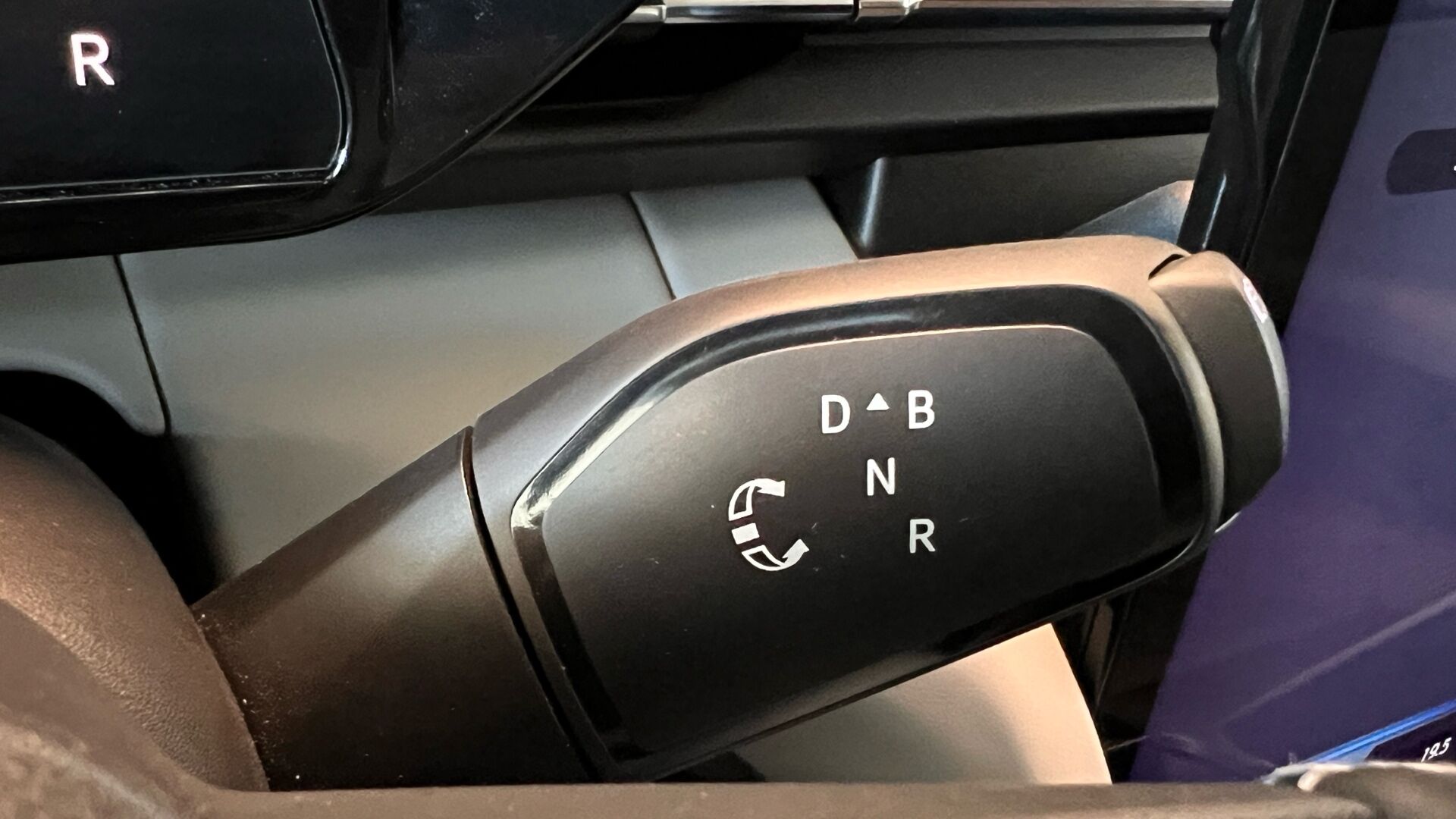Billede af Ford Explorer EL UR Select AWD 340HK 5d Aut.
