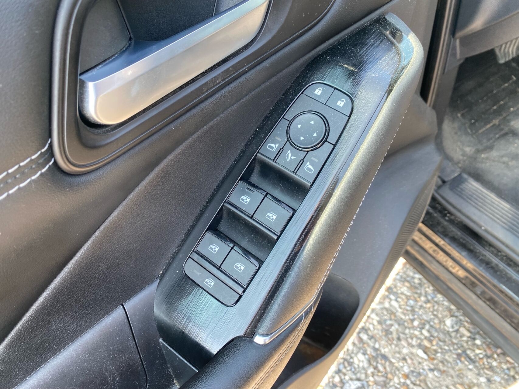 Billede af Nissan Qashqai 1,3 MHEV  Mild hybrid N-Connecta X-Tronic 158HK 5d 7g Aut.
