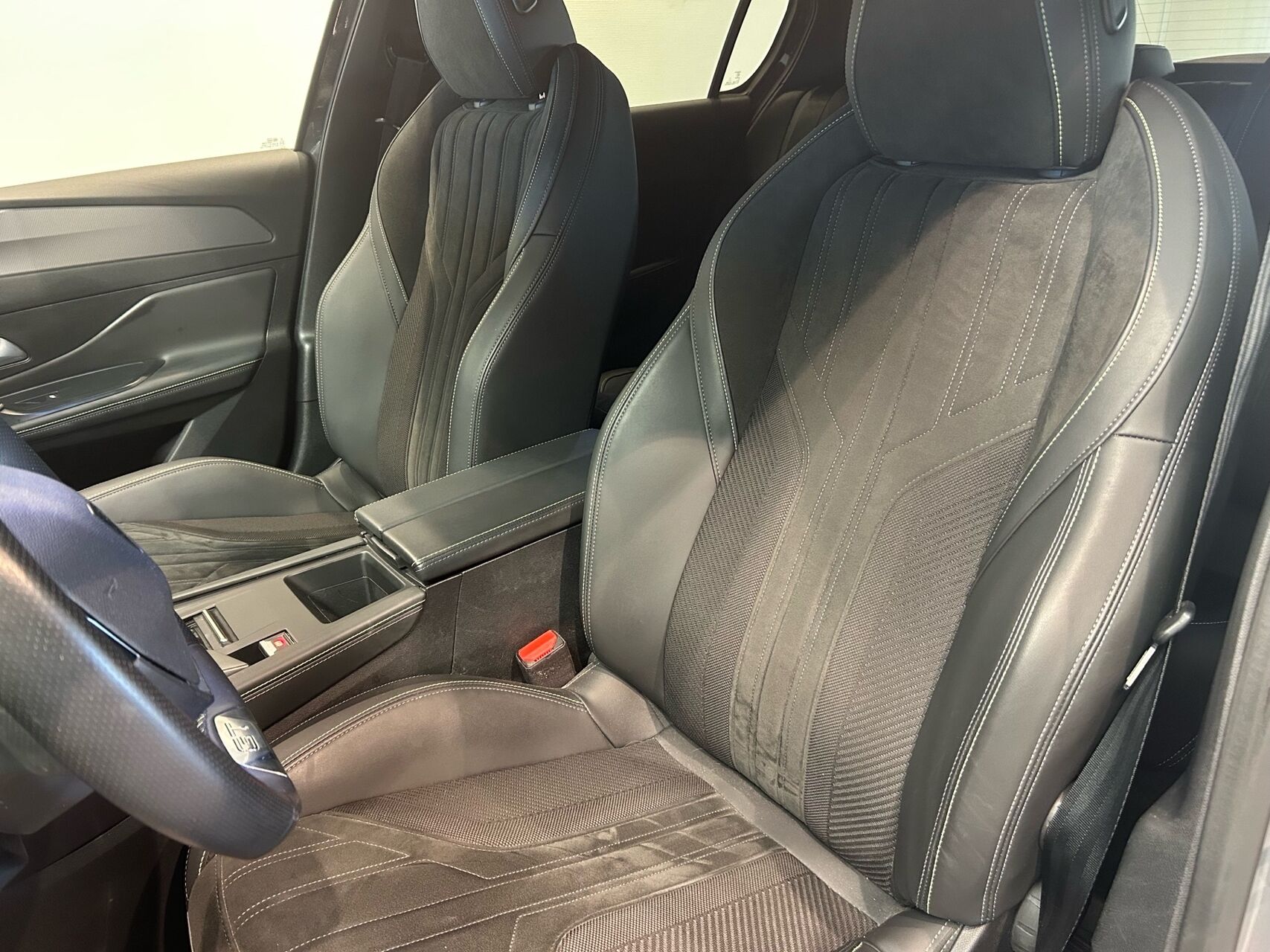 Billede af Peugeot e-308 EL GT 156HK 5d Aut.