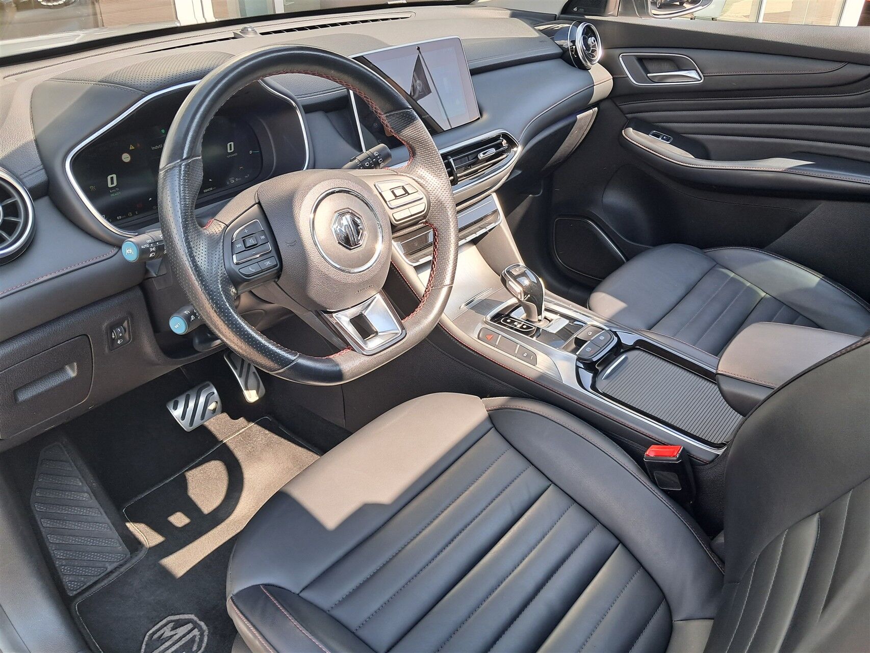Billede af MG EHS 1,5 T GDI  Plugin-hybrid Luxury 258HK 5d 10g Aut.