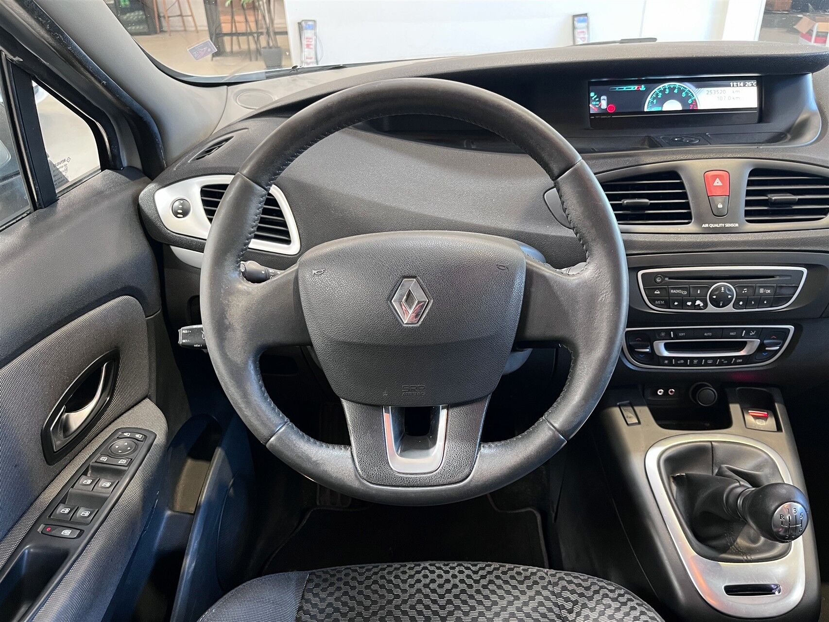 Billede af Renault Scénic 1,6 16V Expression 110HK 6g