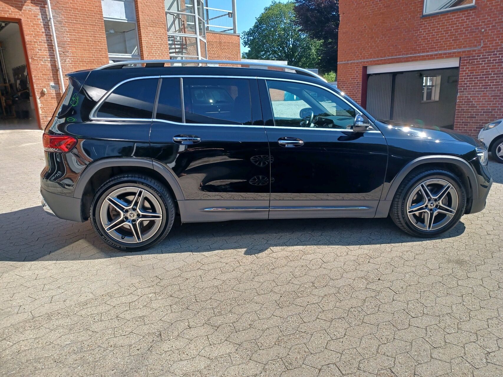 Billede af Mercedes-Benz GLB200 1,3 AMG Line 7G-Tronic 163HK 5d 7g Aut.