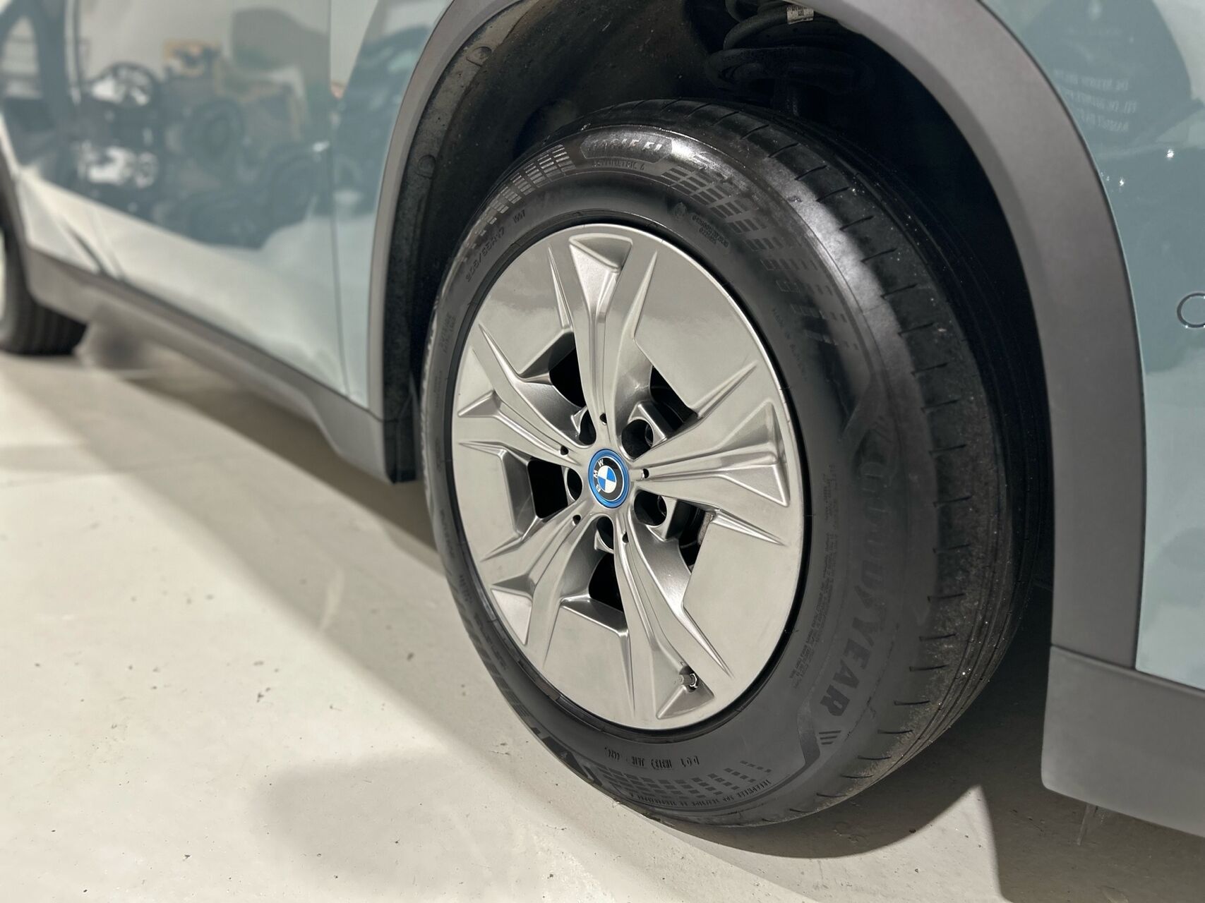 Billede af BMW iX1 xDrive30 EL 4x4 313HK 5d Aut.