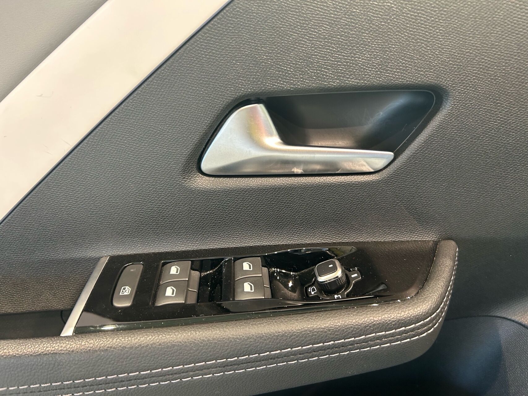 Billede af Opel Astra 1,2 PureTech Elegance 130HK 5d 8g Aut.