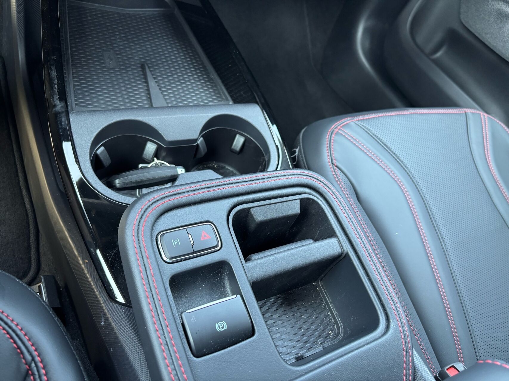 Billede af Ford Mustang Mach-E EL UR Premium AWD 375HK 5d Aut.