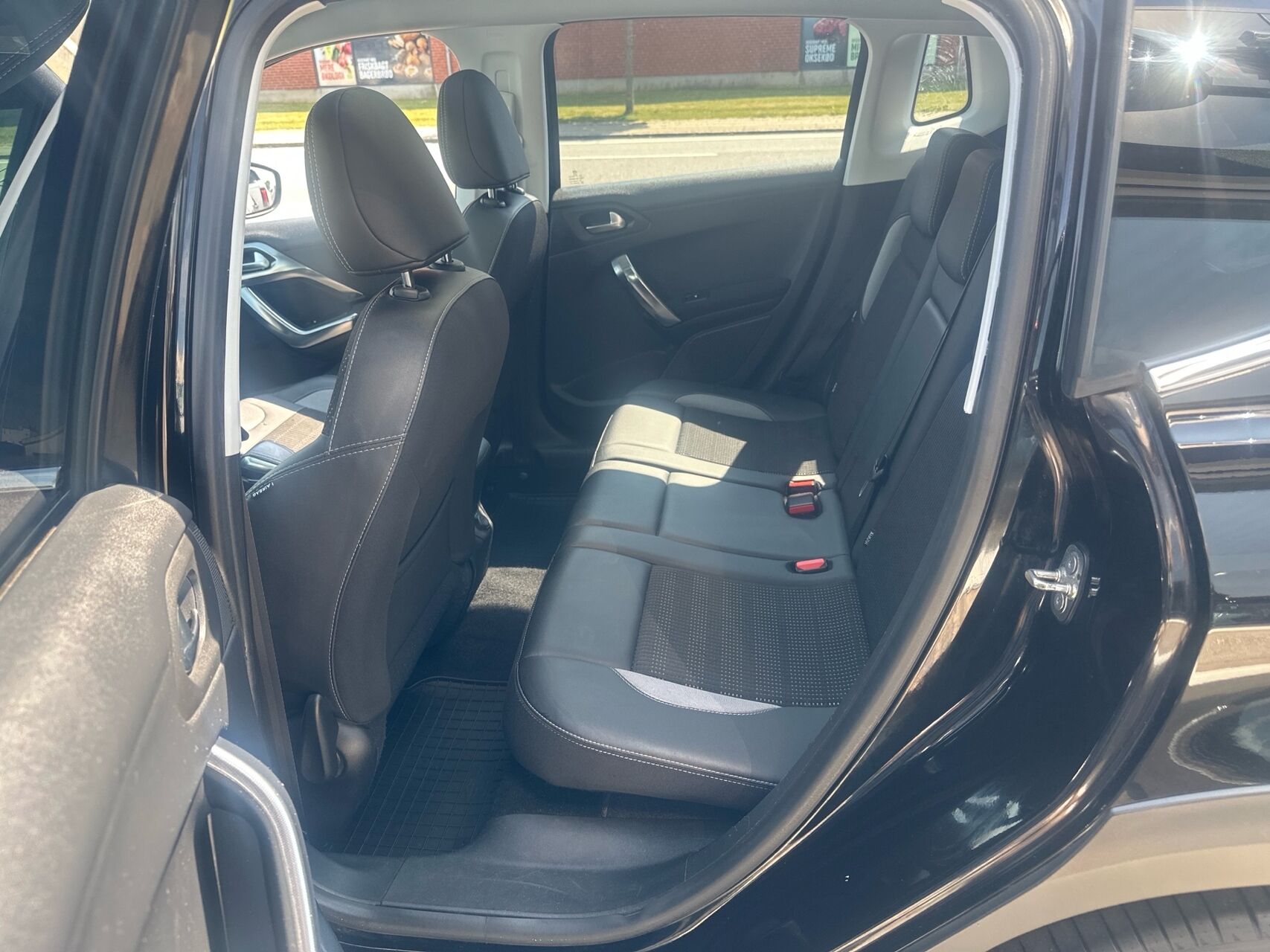 Billede af Peugeot 2008 1,6 BlueHDi Edition Plus 100HK