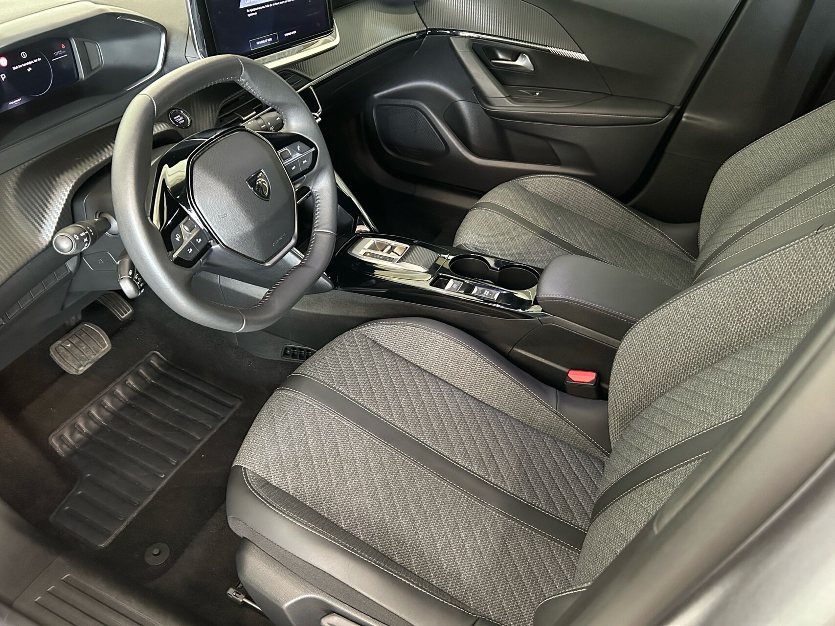 Billede af Peugeot e-2008 EL Allure 156HK 5d Aut.