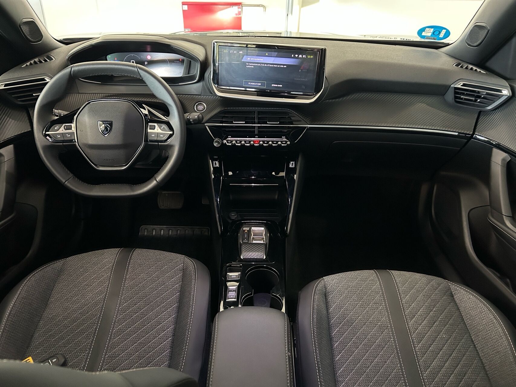Billede af Peugeot e-2008 EL Allure 156HK 5d Aut.
