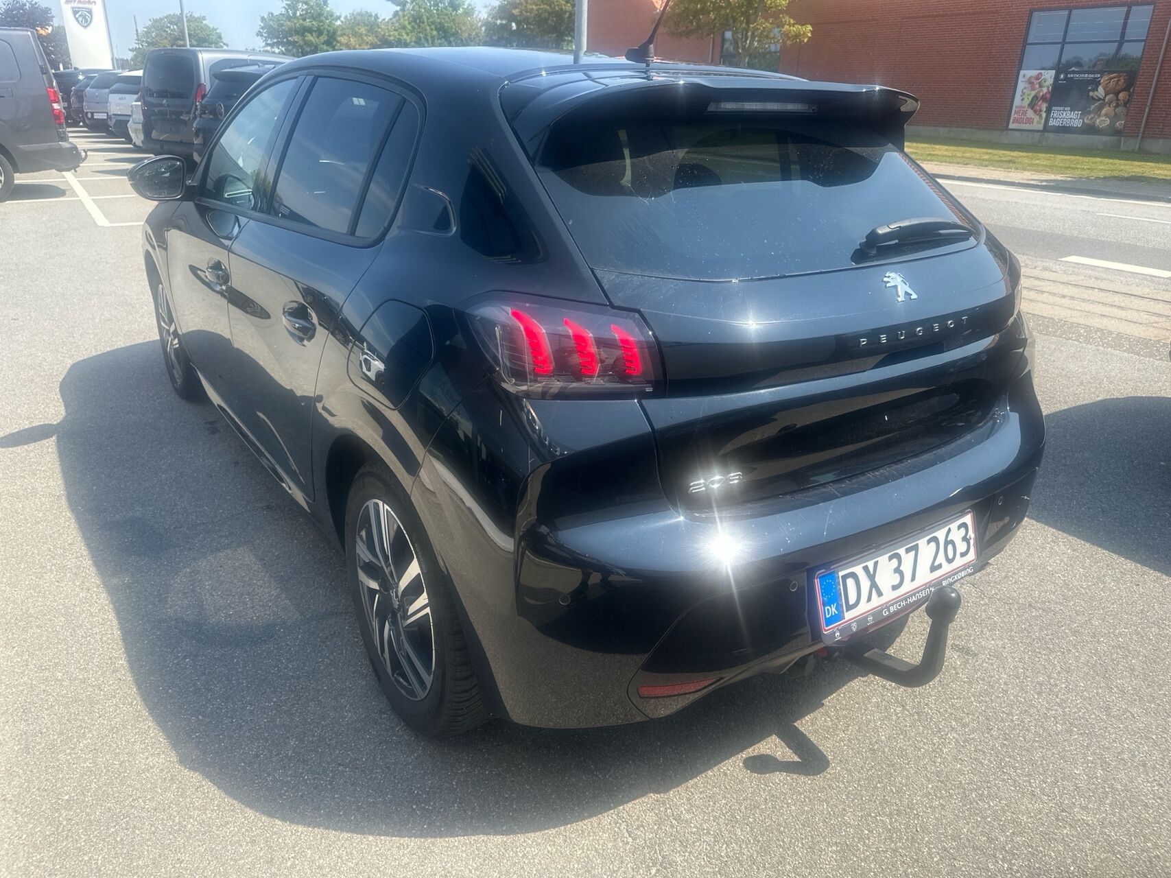 Billede af Peugeot 208 1,2 PureTech Flash EAT8 100HK 5d 8g Aut.