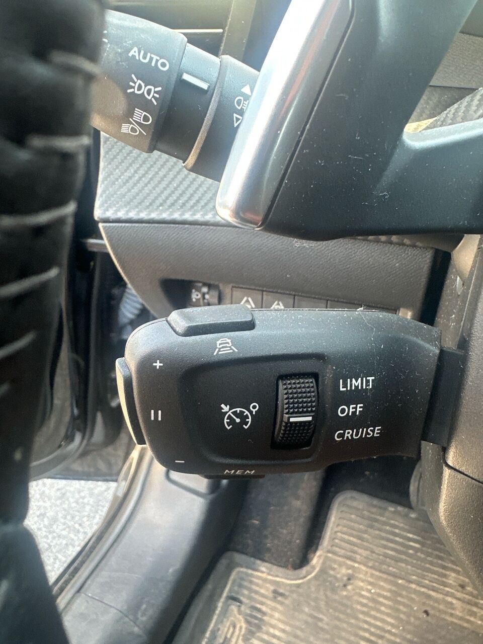 Billede af Peugeot 208 1,2 PureTech Flash EAT8 100HK 5d 8g Aut.
