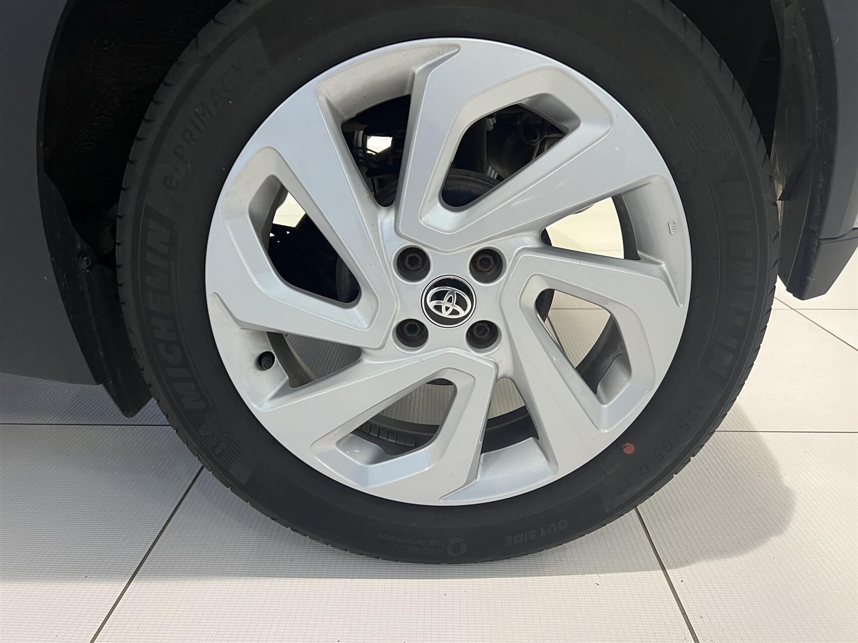 Billede af Toyota Aygo X 1,0 VVT-I Active 72HK 5d