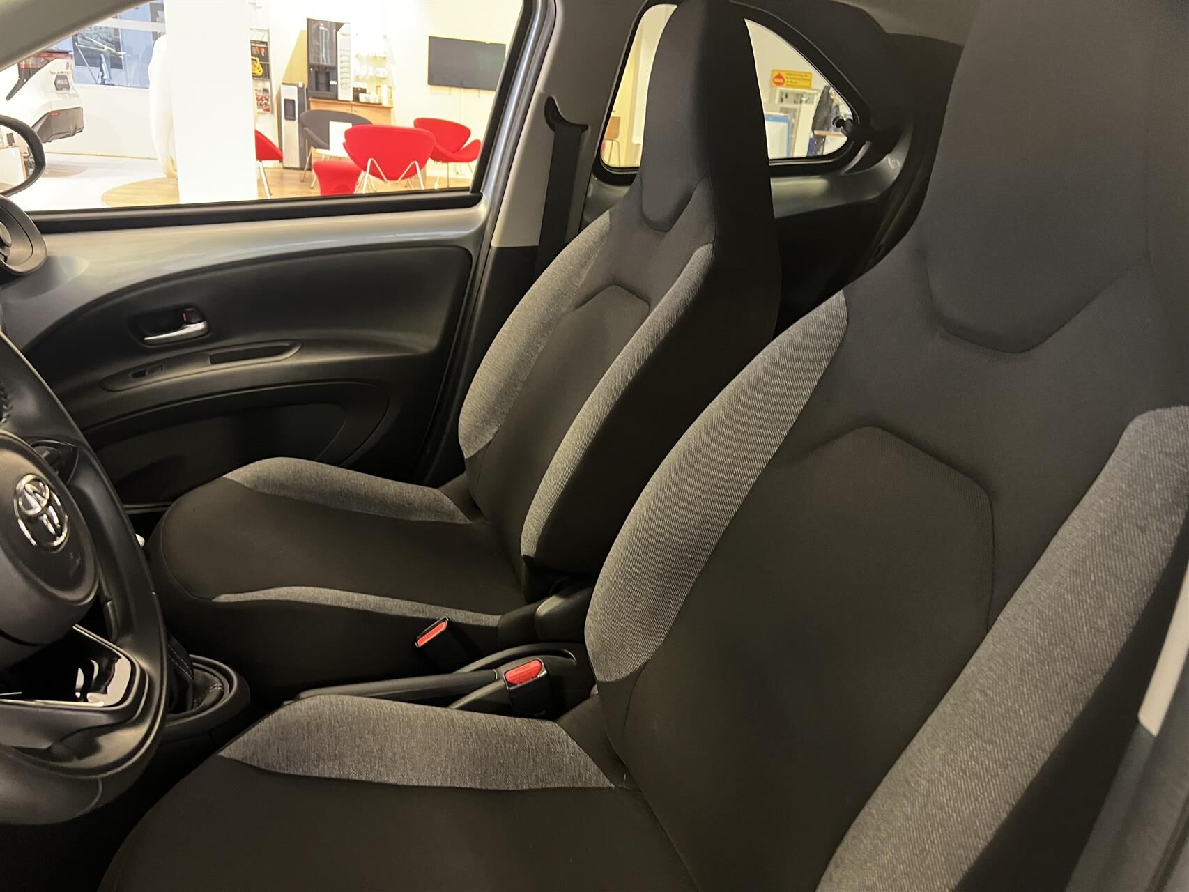 Billede af Toyota Aygo X 1,0 VVT-I Active 72HK 5d