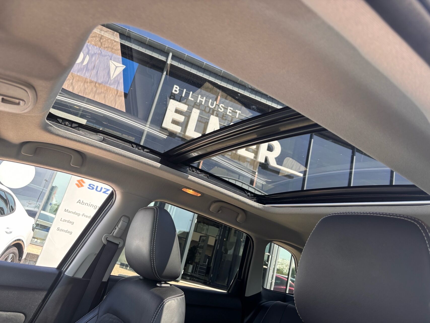 Billede af Suzuki Vitara 1,0 Boosterjet Adventure 112HK 5d 6g Aut.