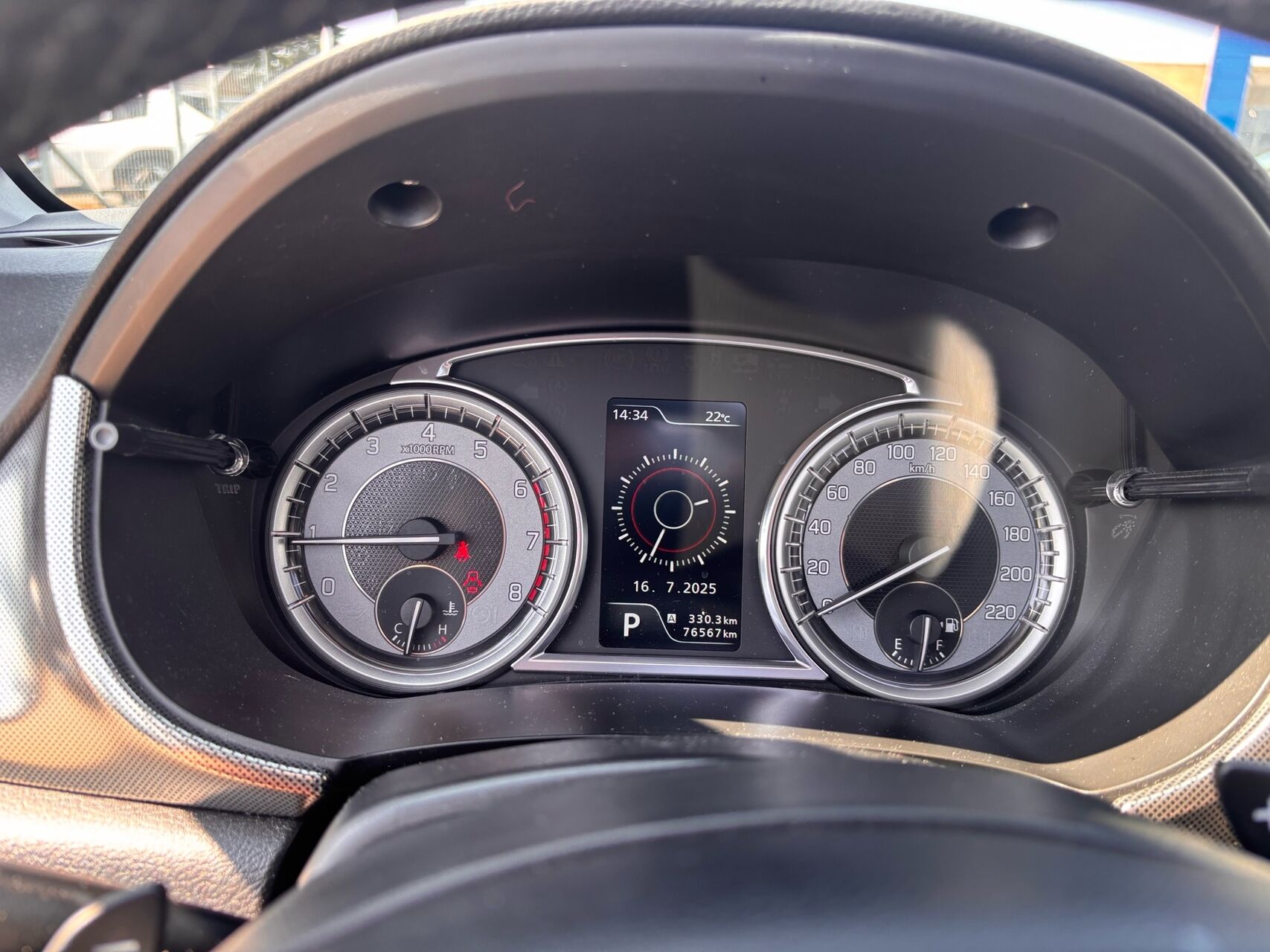Billede af Suzuki Vitara 1,0 Boosterjet Adventure 112HK 5d 6g Aut.