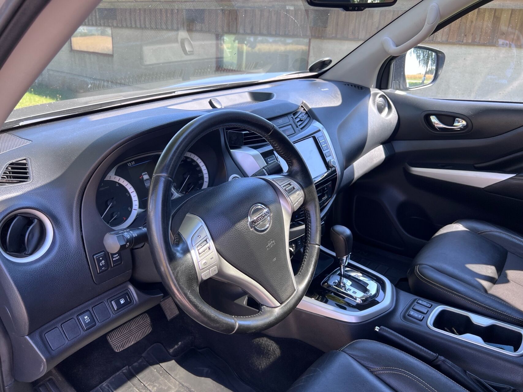 Billede af Nissan Navara Dob. Cab 2,3 DCi N-Guard 4x4 190HK DobKab 7g Aut.