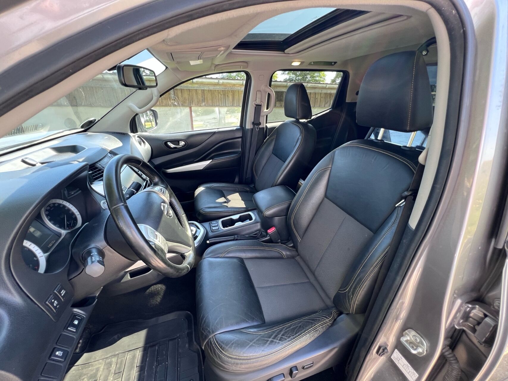 Billede af Nissan Navara Dob. Cab 2,3 DCi N-Guard 4x4 190HK DobKab 7g Aut.