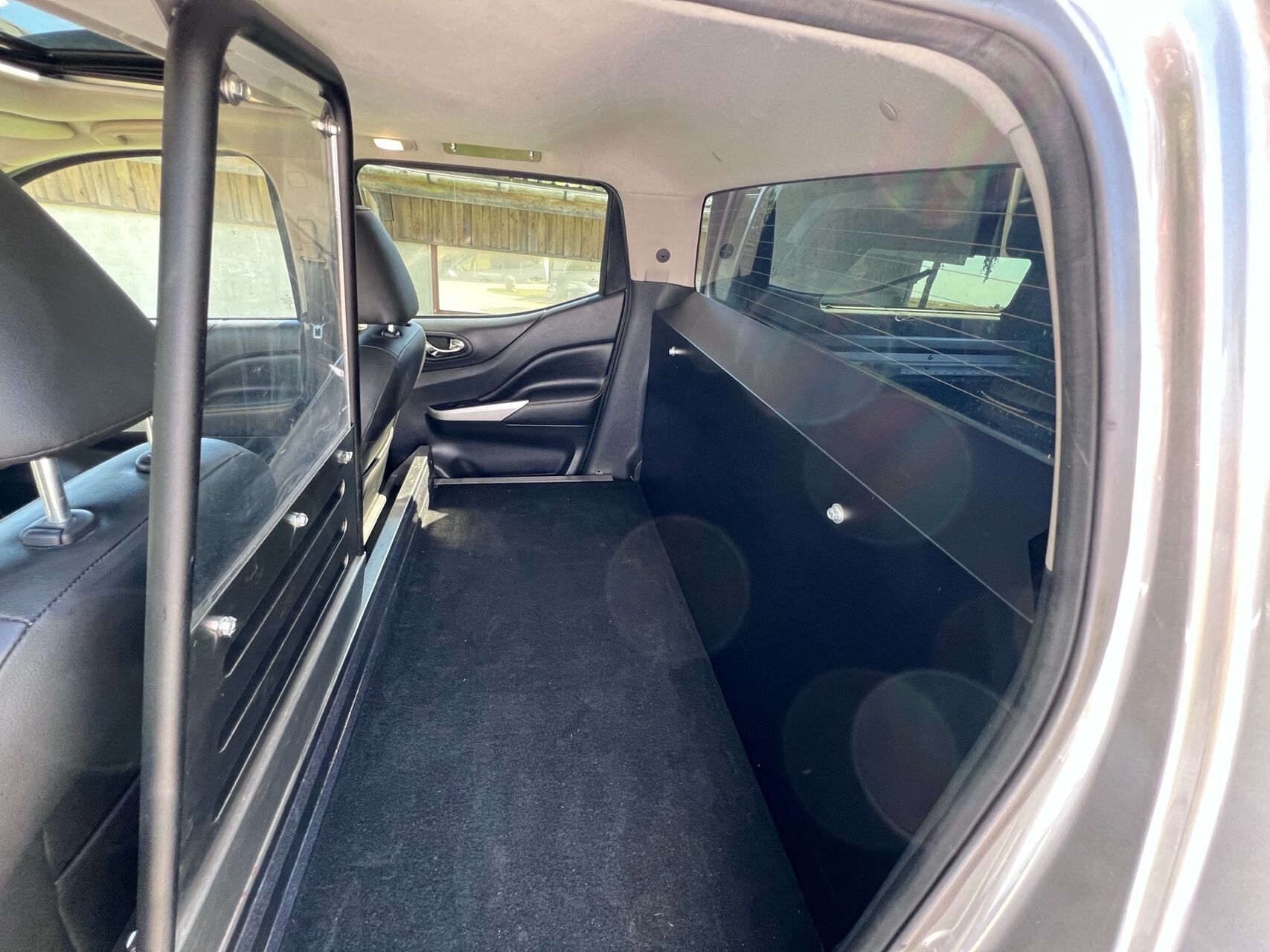 Billede af Nissan Navara Dob. Cab 2,3 DCi N-Guard 4x4 190HK DobKab 7g Aut.