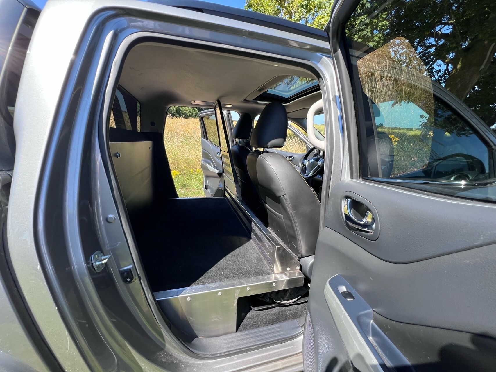 Billede af Nissan Navara Dob. Cab 2,3 DCi N-Guard 4x4 190HK DobKab 7g Aut.