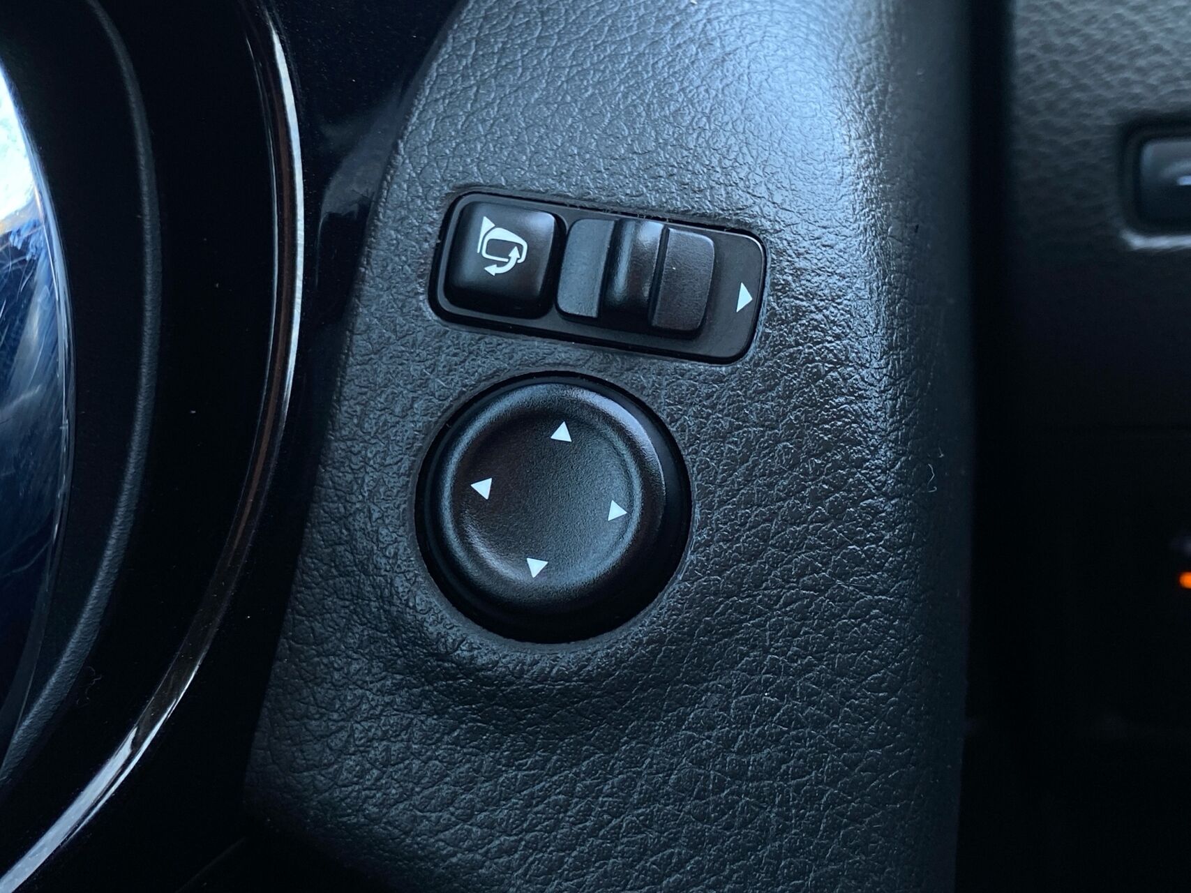 Billede af Nissan Qashqai 1,2 Dig-T Acenta Connect 115HK 5d 6g