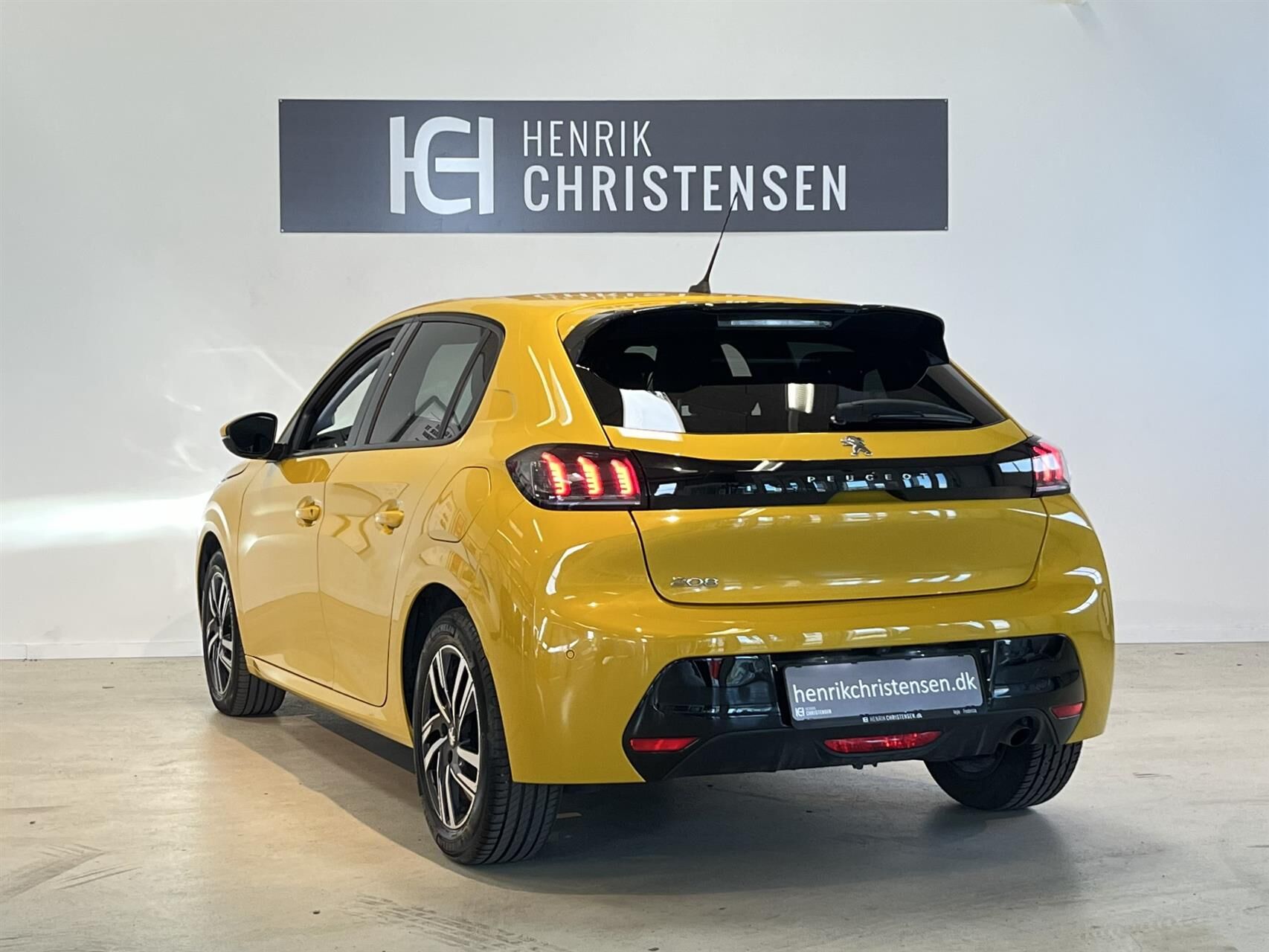 Billede af Peugeot 208 1,2 PureTech Selection Tech EAT8 100HK 5d 8g Aut.