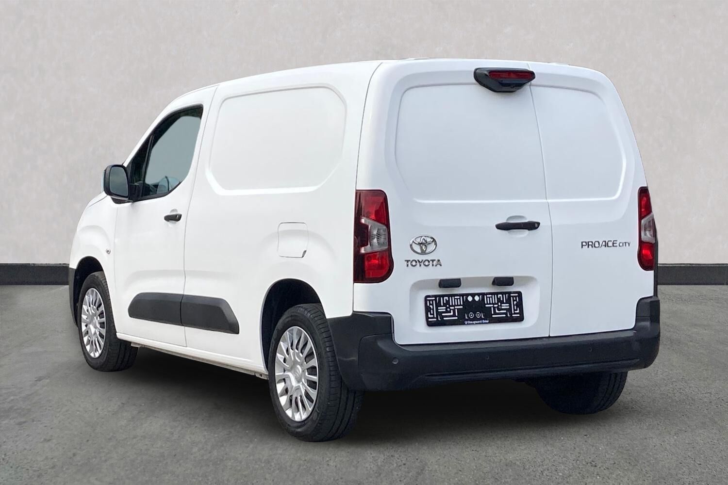 Billede af Toyota Proace City Medium 1,5 D Comfort Smart Active Vision Dobbelt Bagdør 102HK Van
