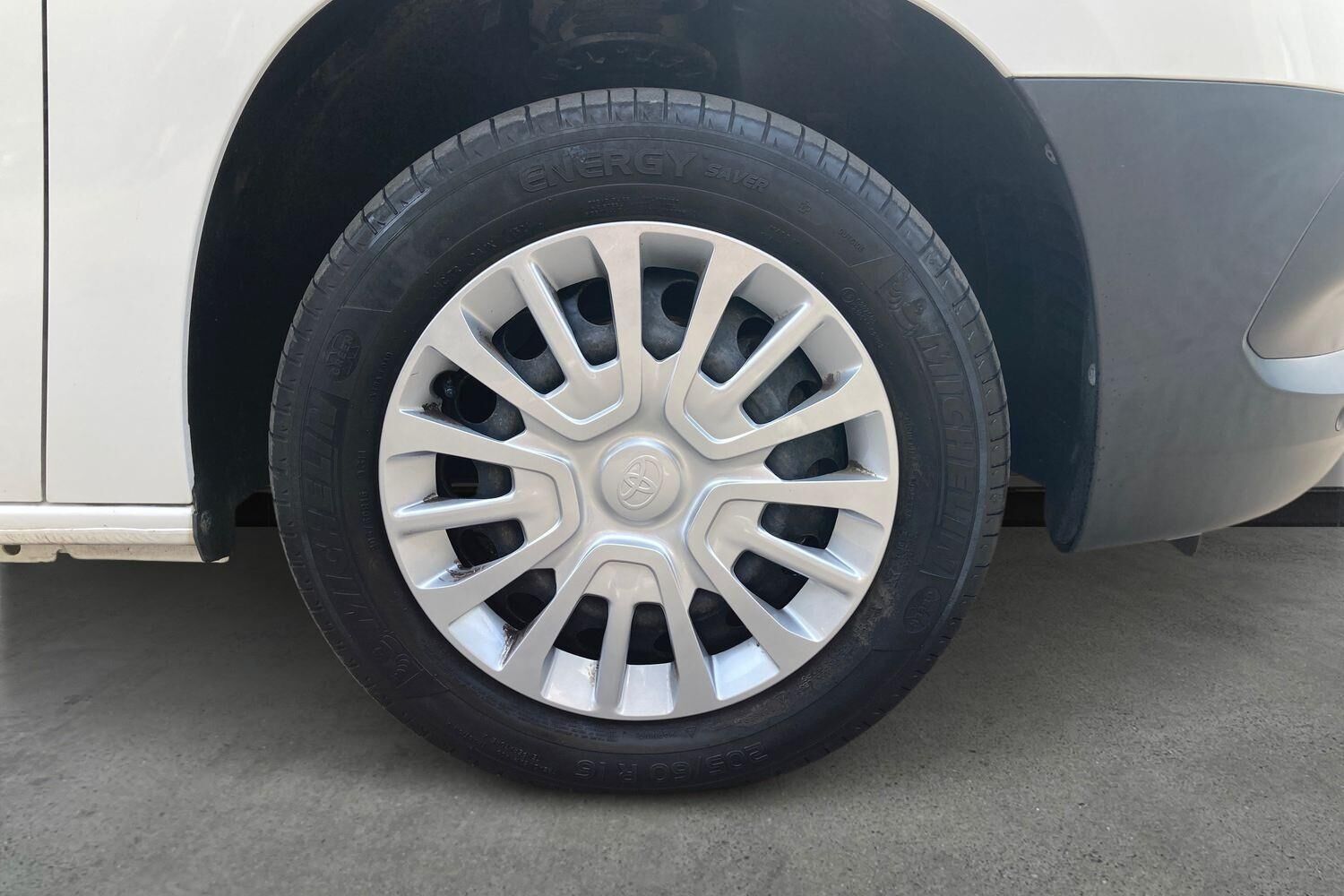 Billede af Toyota Proace City Medium 1,5 D Comfort Smart Active Vision Dobbelt Bagdør 102HK Van