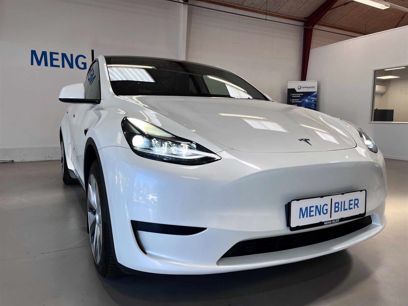 Billede af Tesla Model Y EL RWD 299HK 5d Aut.