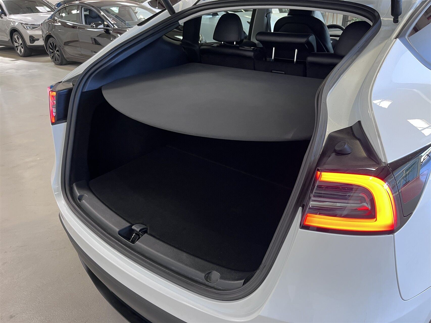Billede af Tesla Model Y EL RWD 299HK 5d Aut.