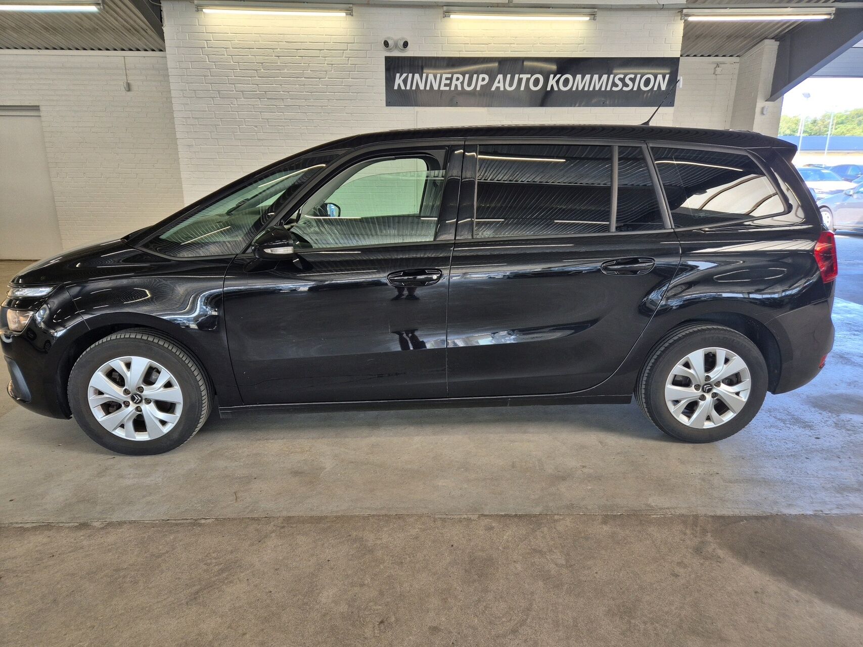 Billede af Citroën Grand C4 Picasso 1,6 Blue HDi Iconic EAT6 start/stop 120HK 6g Aut.