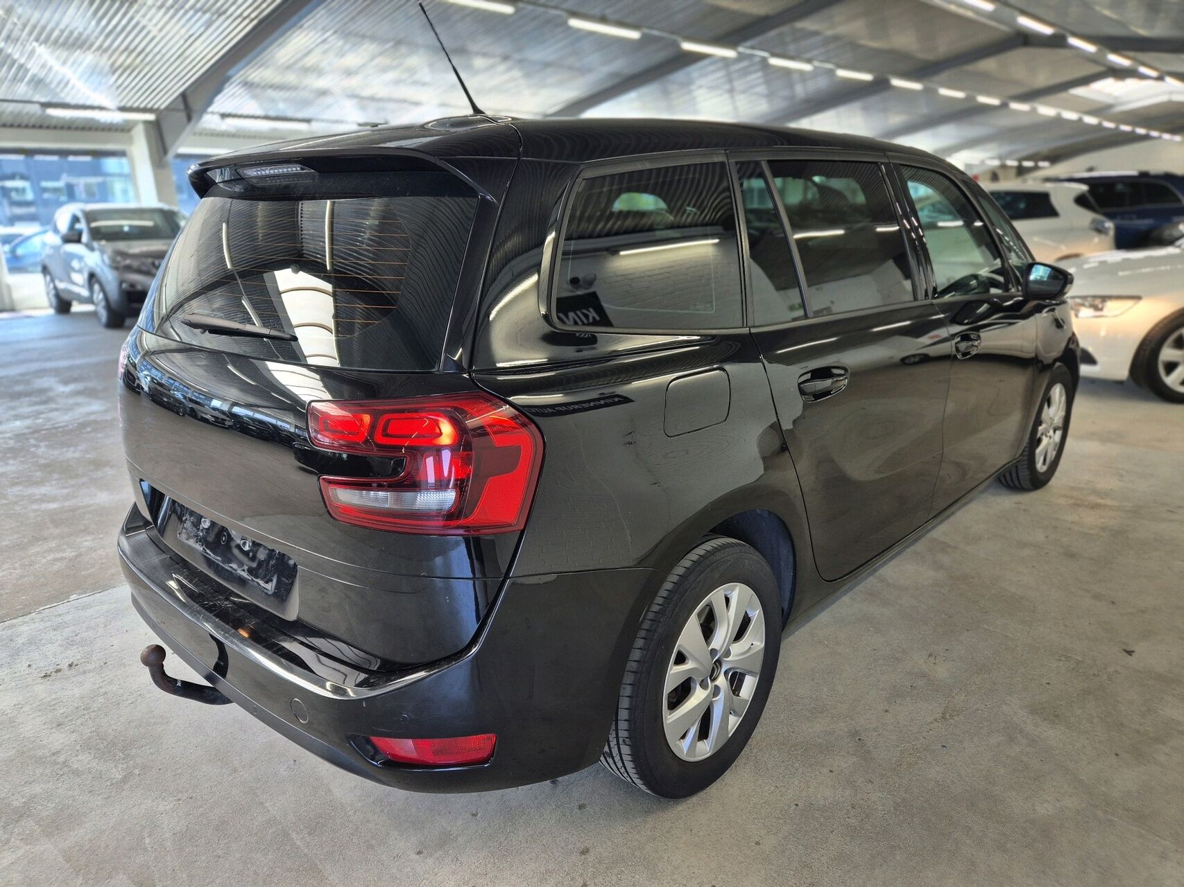 Billede af Citroën Grand C4 Picasso 1,6 Blue HDi Iconic EAT6 start/stop 120HK 6g Aut.