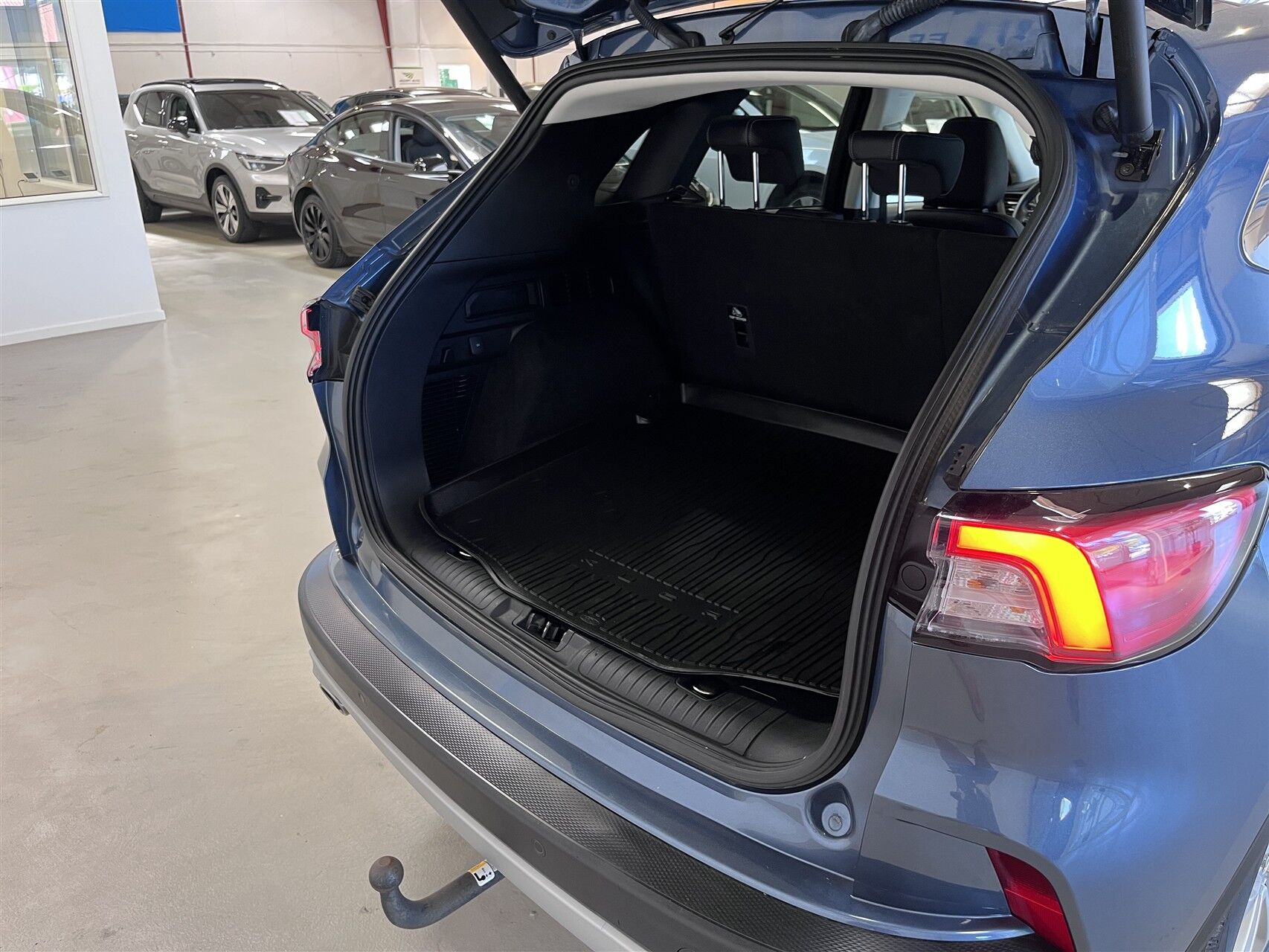 Billede af Ford Kuga 2,5 Plugin-hybrid Titanium X CVT 225HK 5d Trinl. Gear