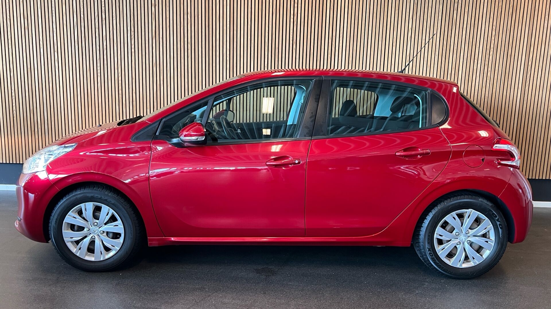 Billede af Peugeot 208 1,2 VTi Active Navi 82HK 5d