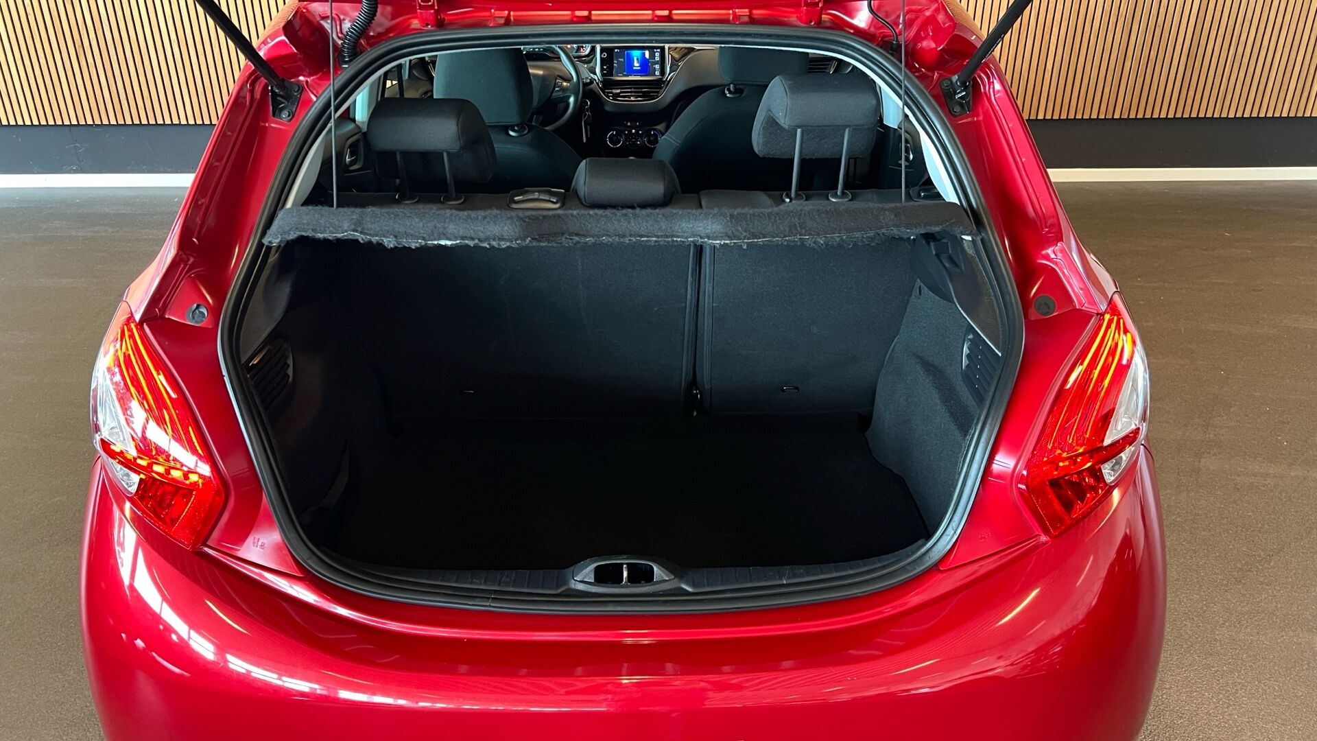 Billede af Peugeot 208 1,2 VTi Active Navi 82HK 5d